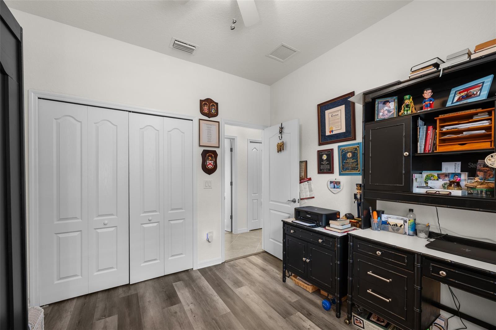 Image 16 of 74 For 20930 Valore Court