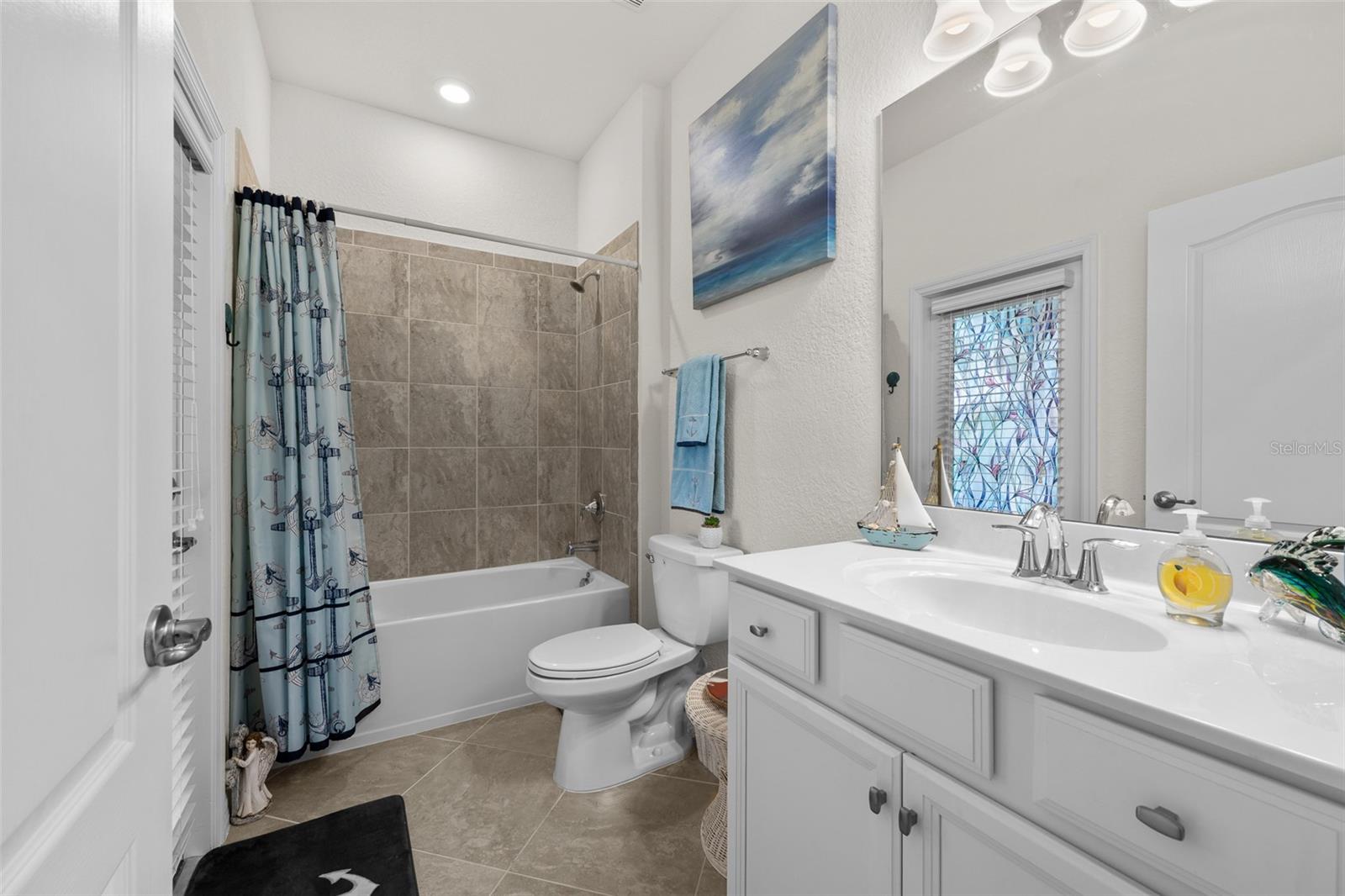 Image 17 of 74 For 20930 Valore Court