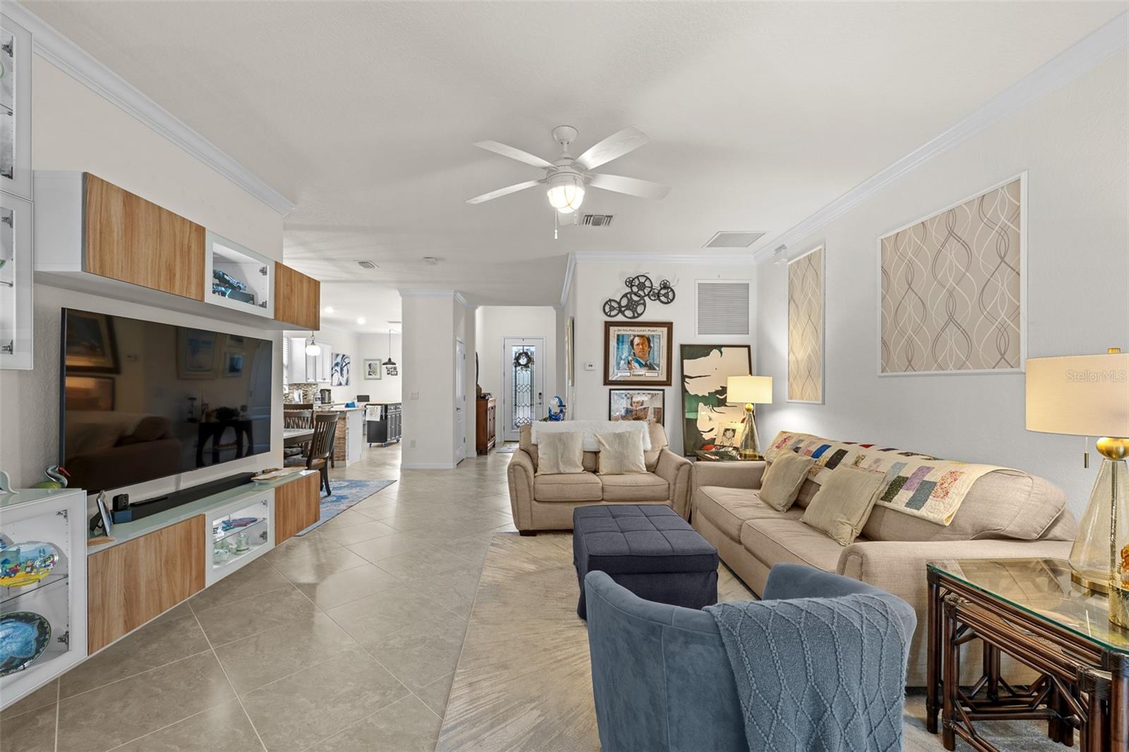 Image 33 of 74 For 20930 Valore Court