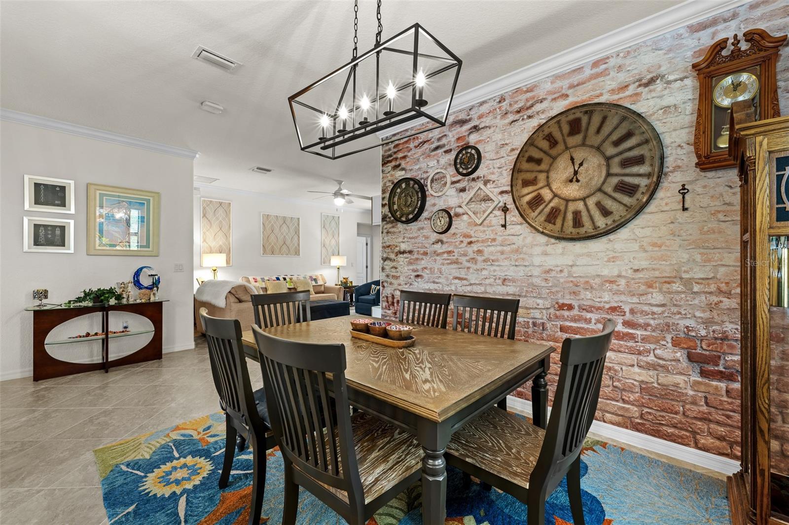 Image 37 of 74 For 20930 Valore Court