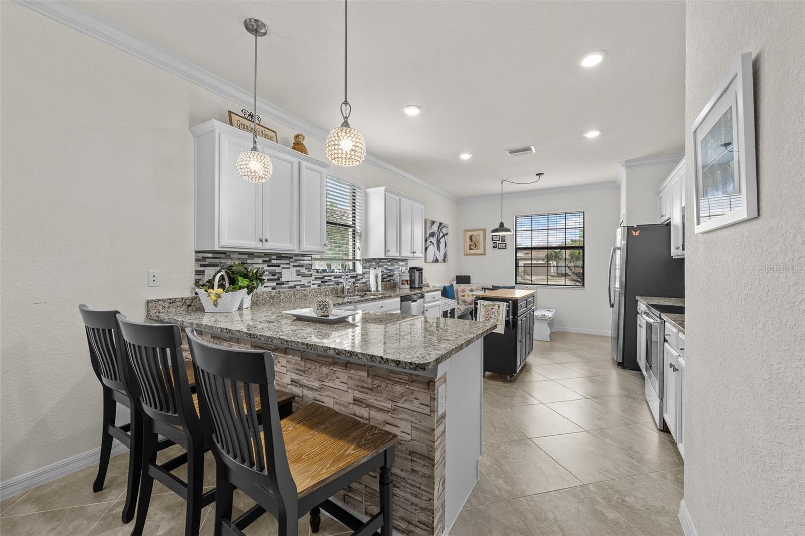 Image 38 of 74 For 20930 Valore Court