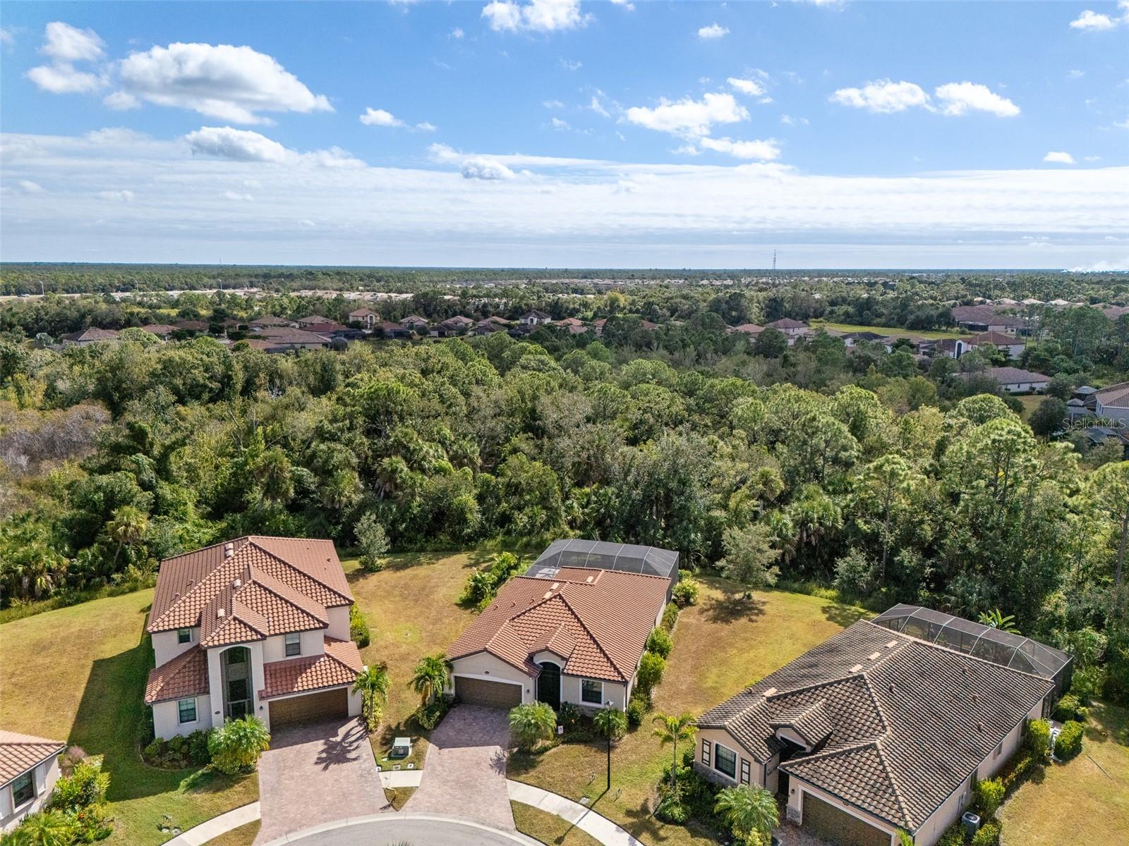 Image 43 of 74 For 20930 Valore Court