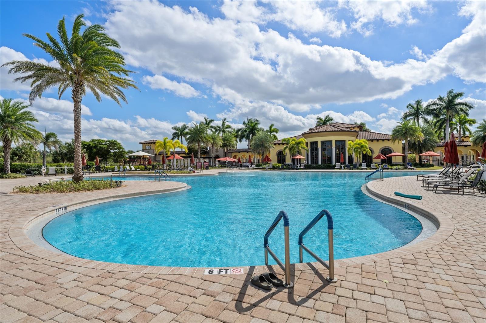 Image 54 of 74 For 20930 Valore Court