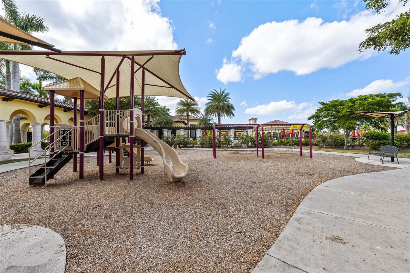 Image 62 of 74 For 20930 Valore Court