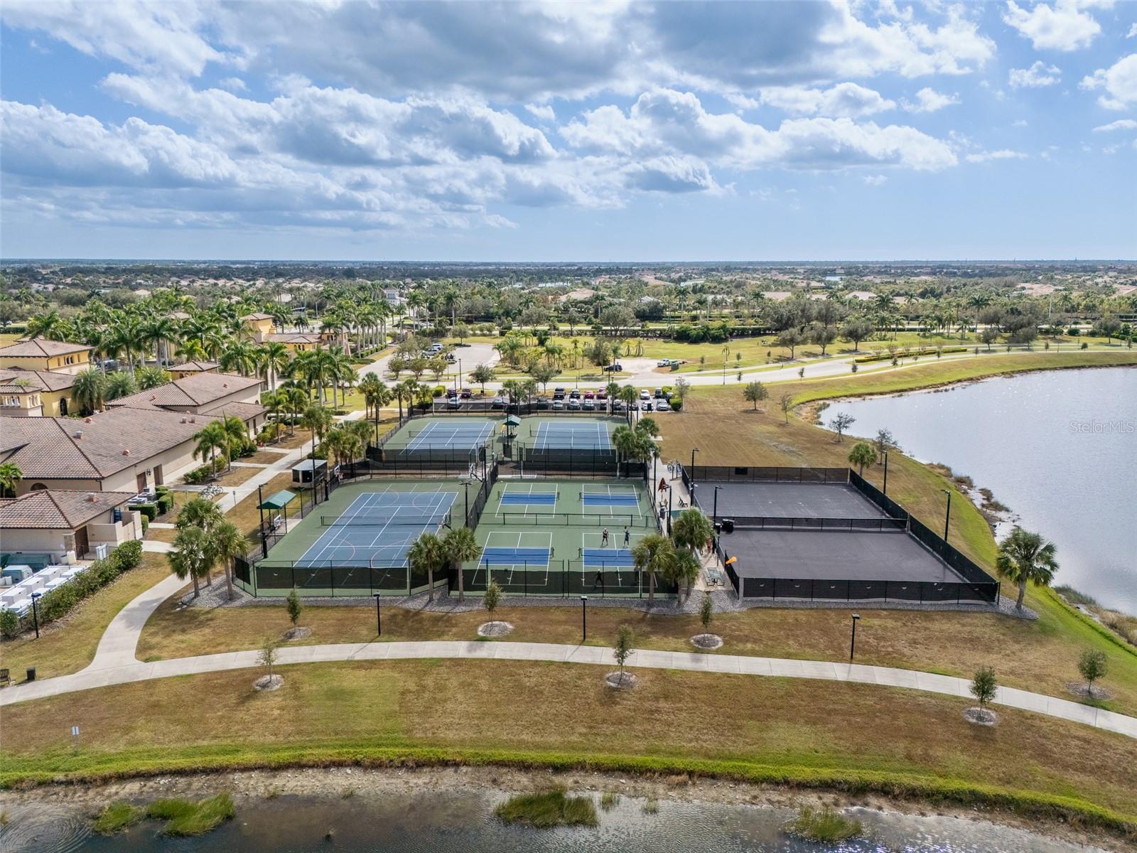 Image 66 of 74 For 20930 Valore Court