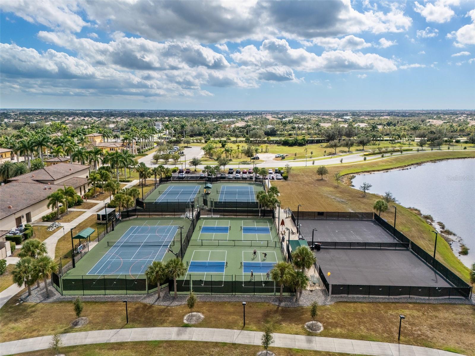 Image 67 of 74 For 20930 Valore Court