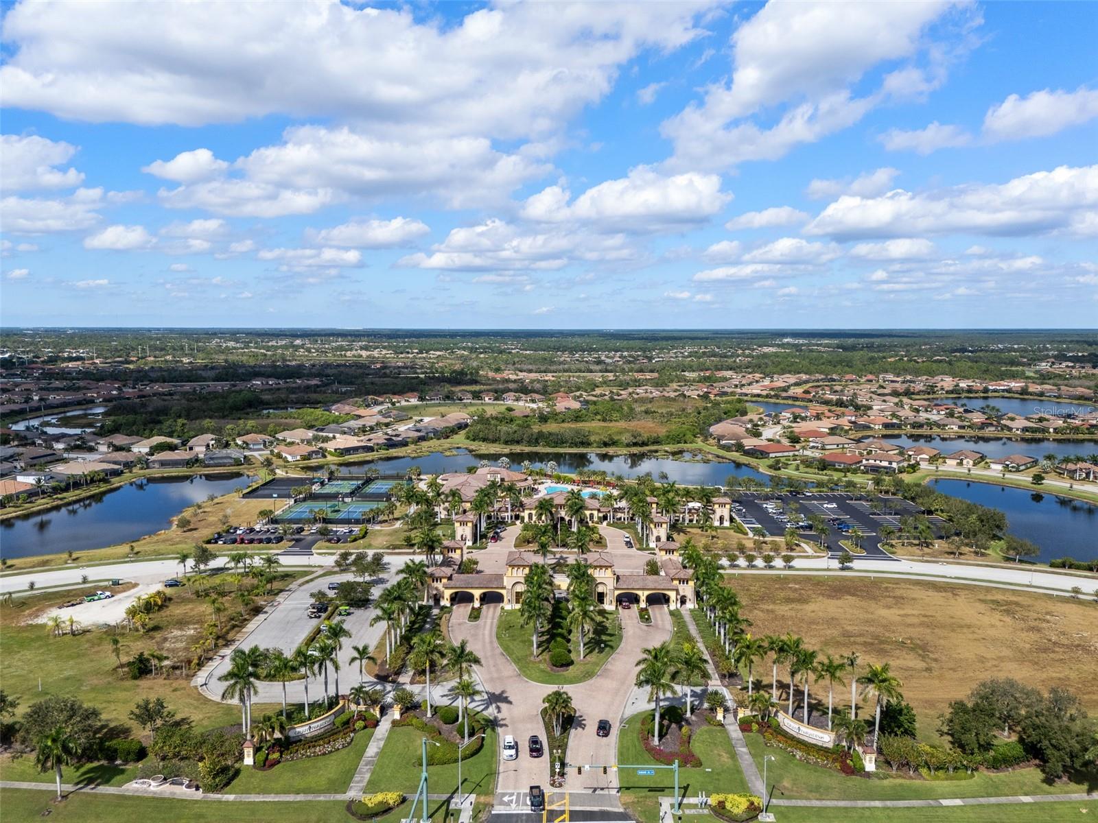 Image 72 of 74 For 20930 Valore Court