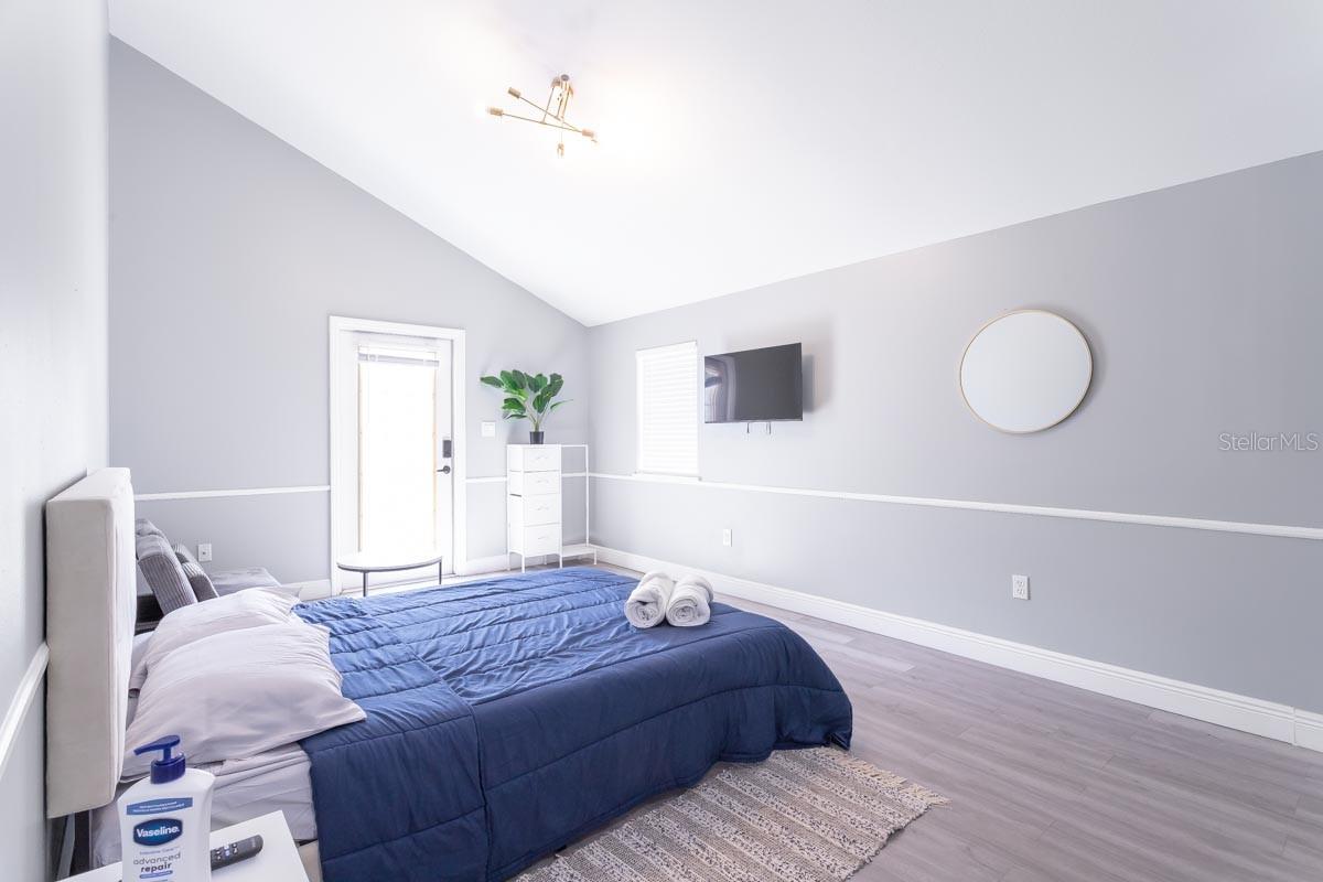 Image 16 of 24 For 4317 Regnas Avenue