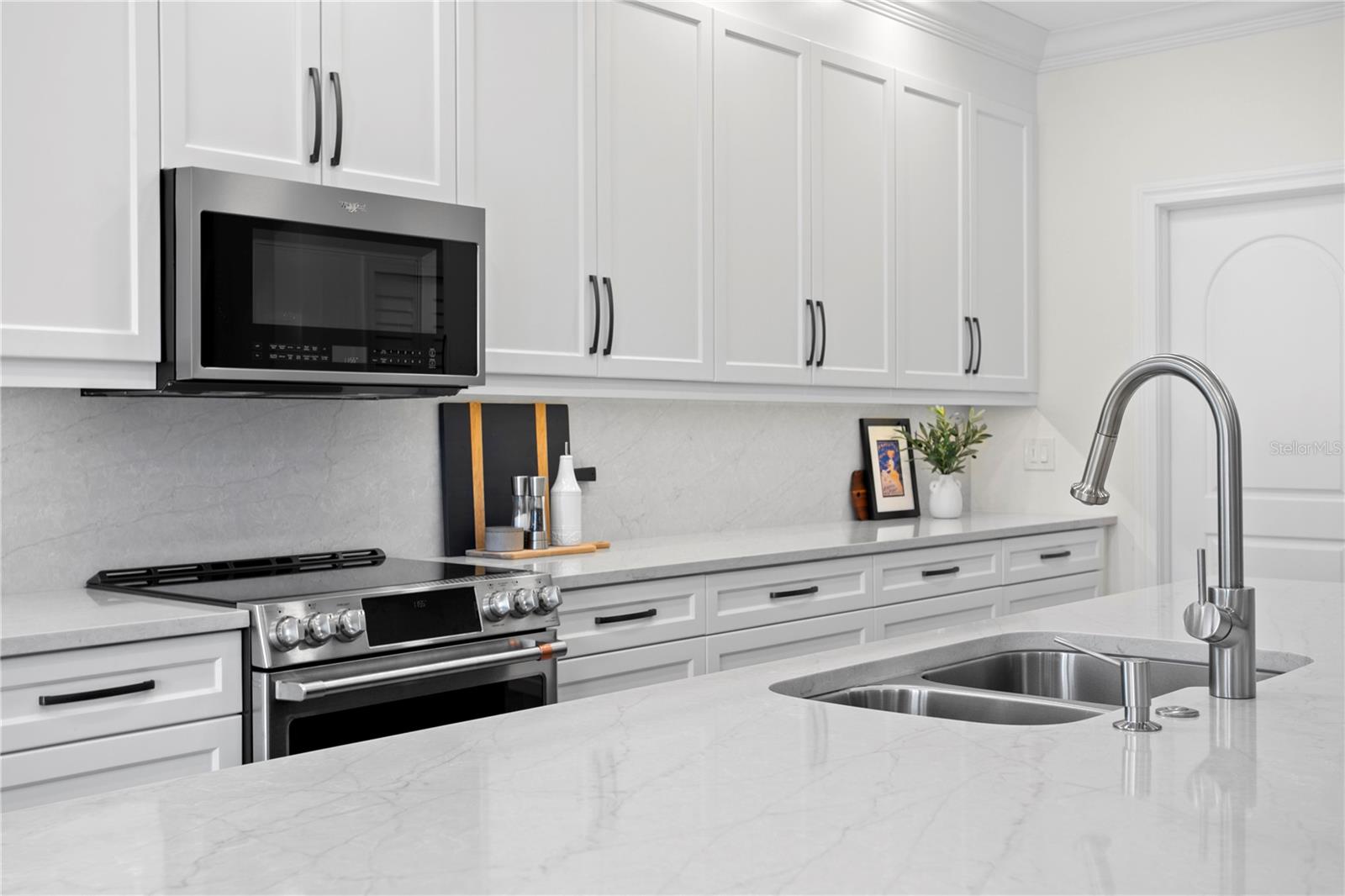 Image 15 of 68 For 5954 Skimmer Point Boulevard S