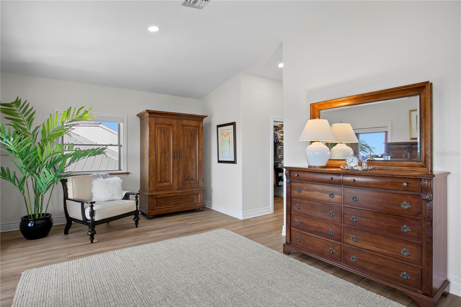 Image 39 of 68 For 5954 Skimmer Point Boulevard S