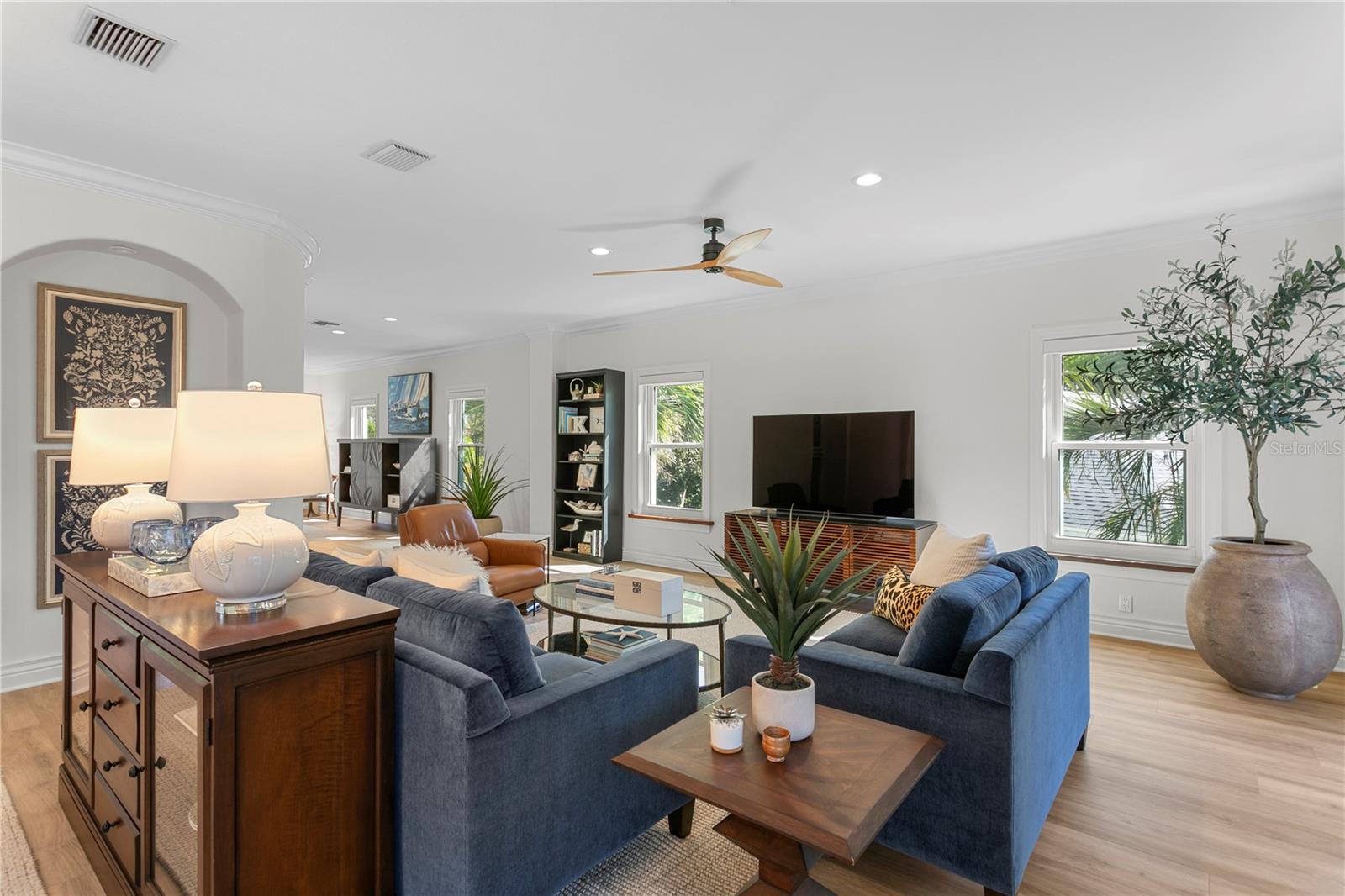 Image 7 of 68 For 5954 Skimmer Point Boulevard S