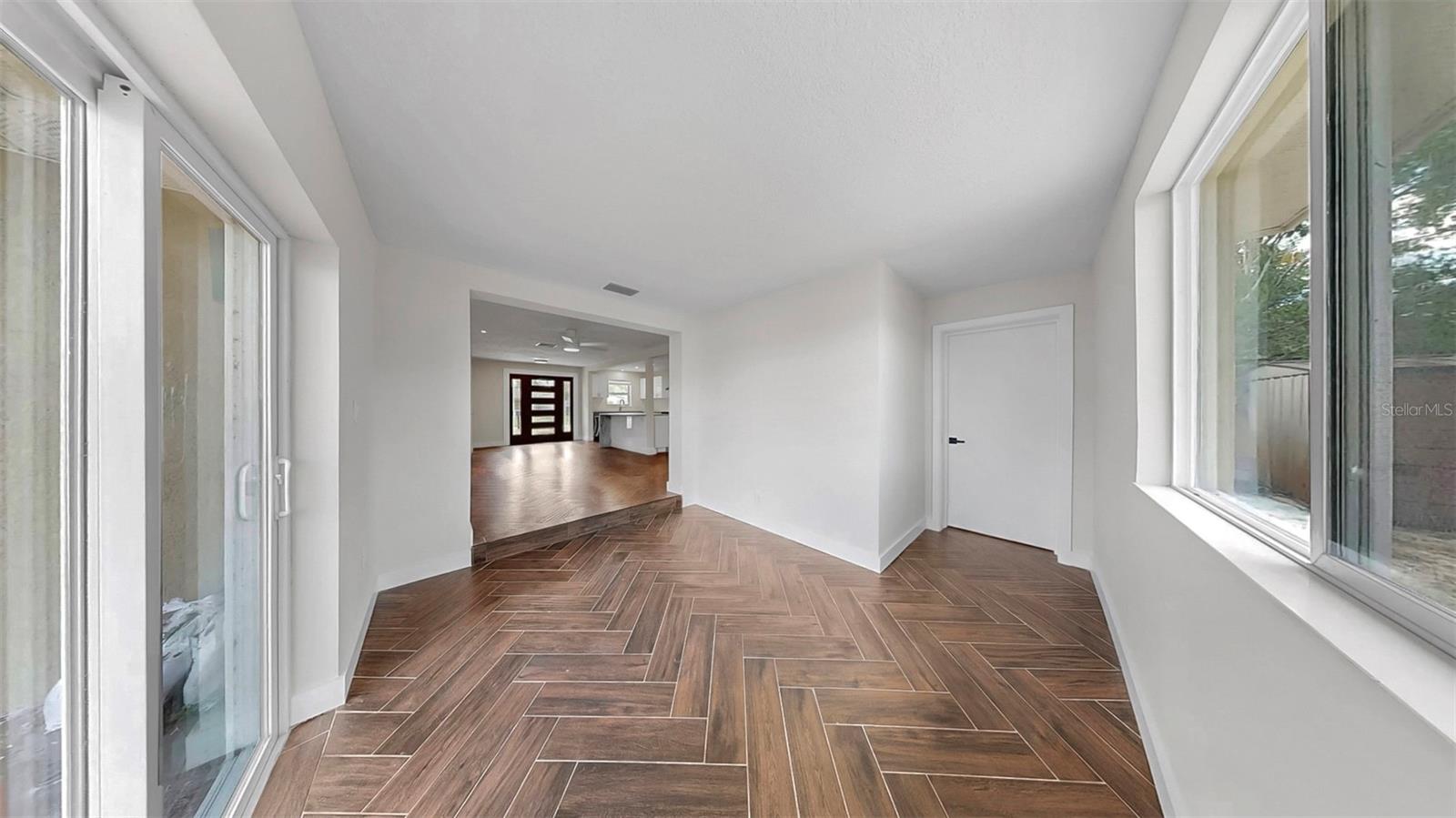 Image 10 of 35 For 5435 Drinkard Drive