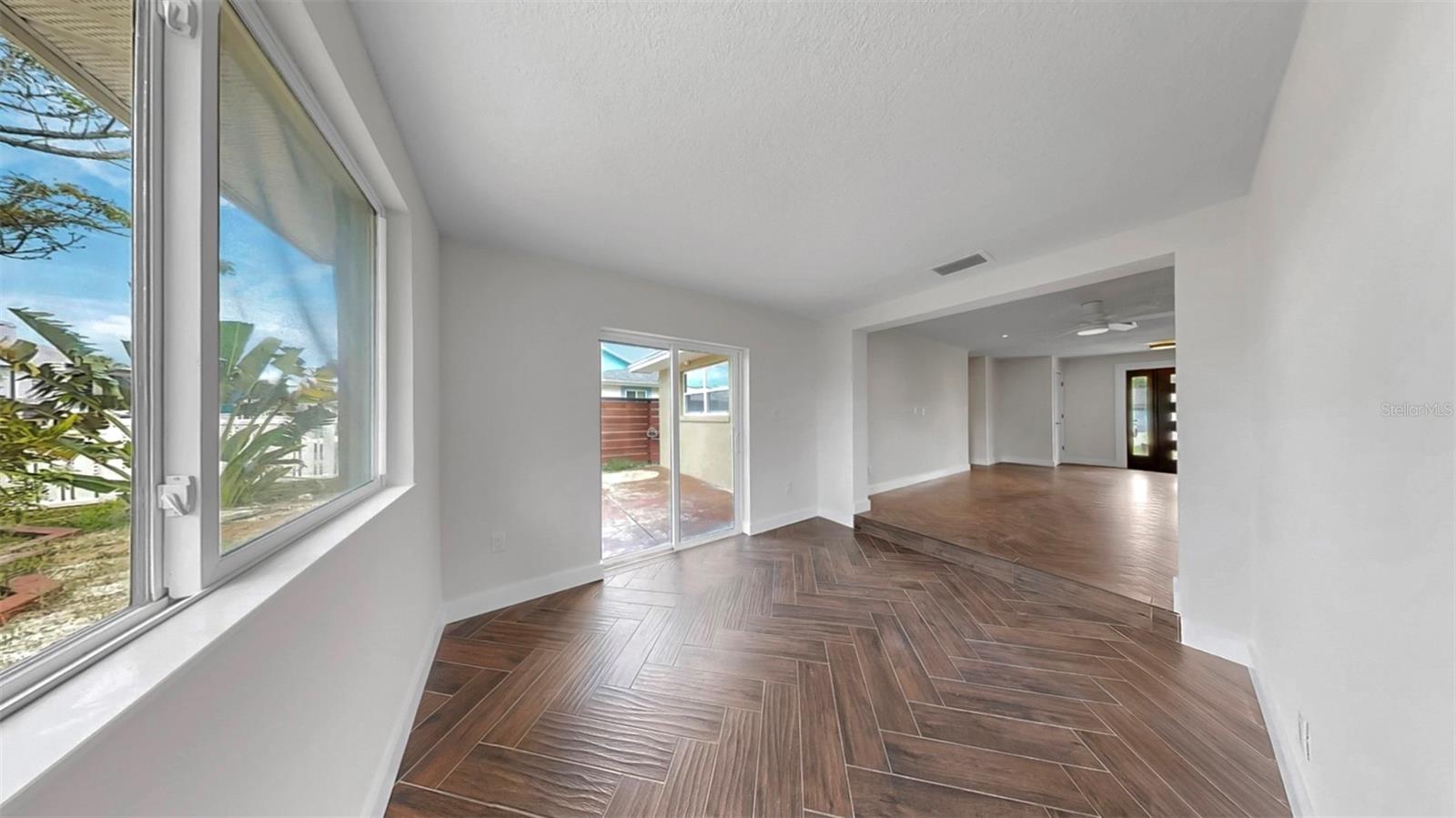 Image 11 of 35 For 5435 Drinkard Drive