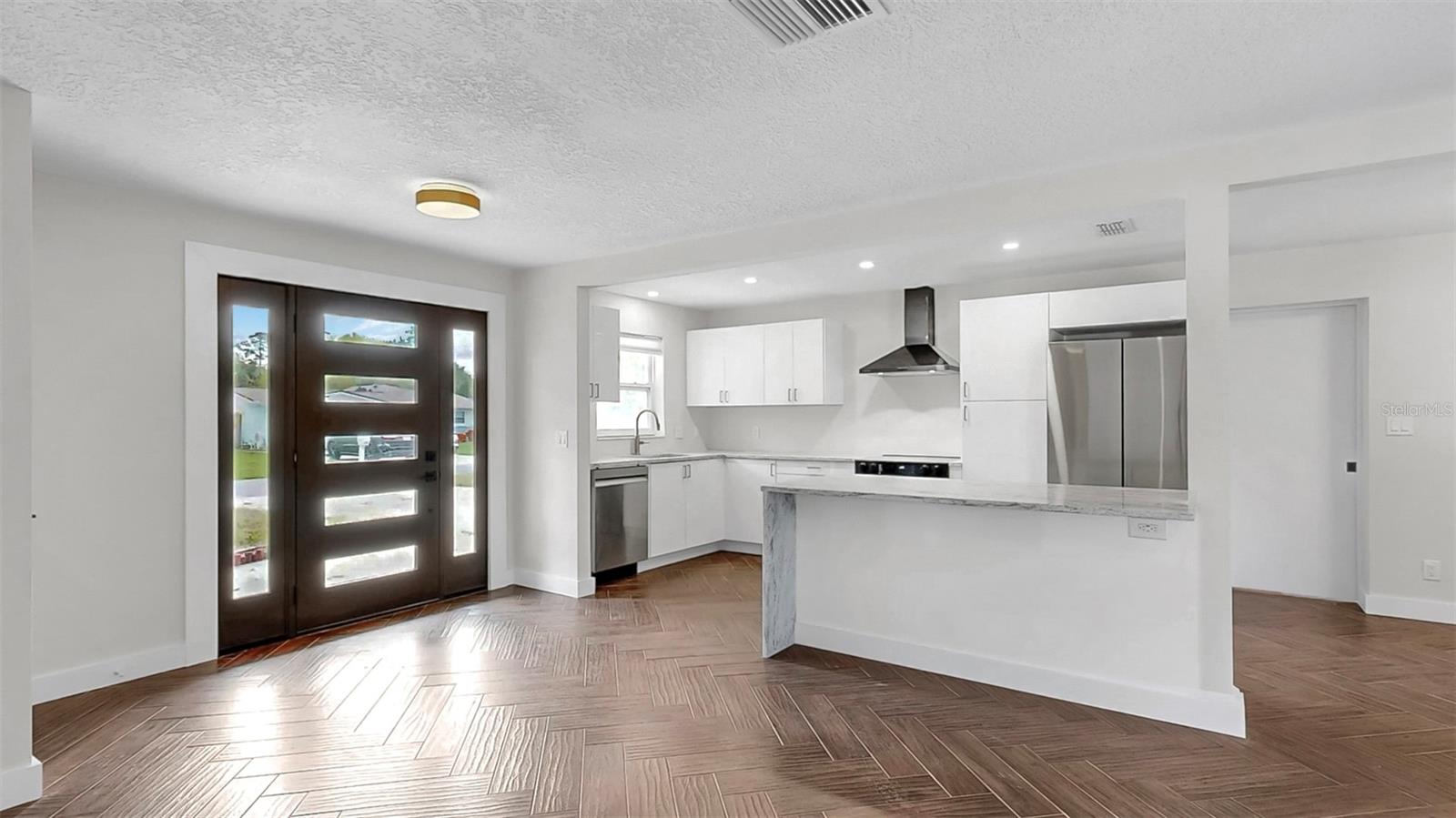 Image 2 of 35 For 5435 Drinkard Drive