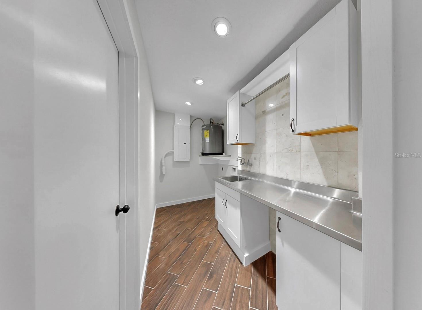 Image 20 of 35 For 5435 Drinkard Drive