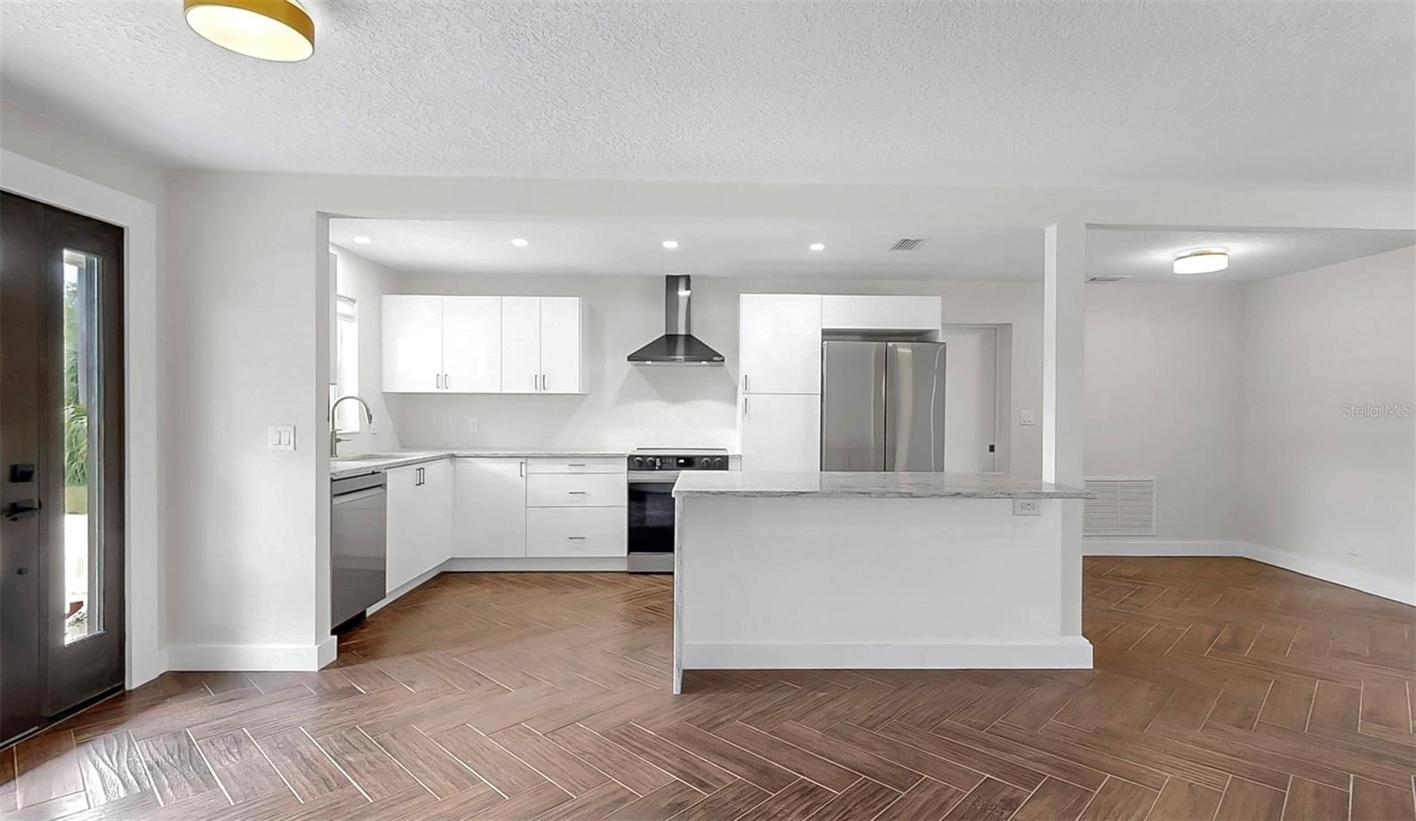 Image 3 of 35 For 5435 Drinkard Drive