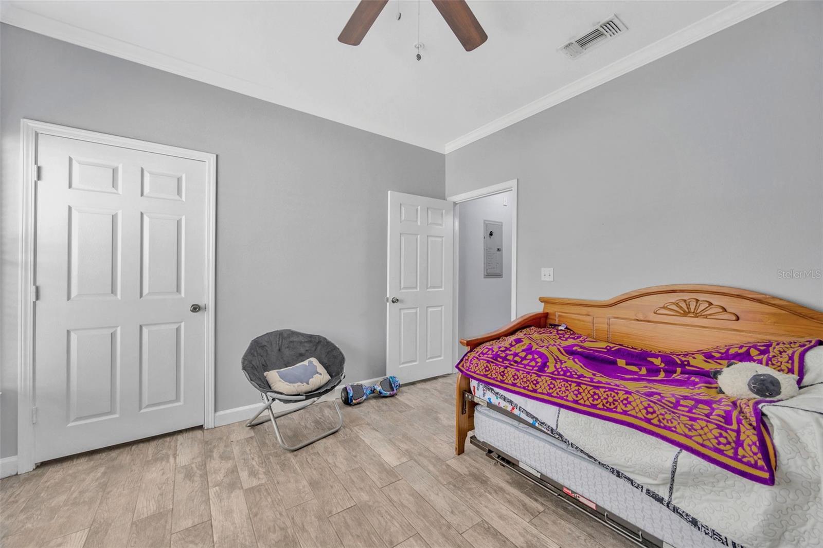 Image 29 of 45 For 18573 Bridle Club Drive 18573