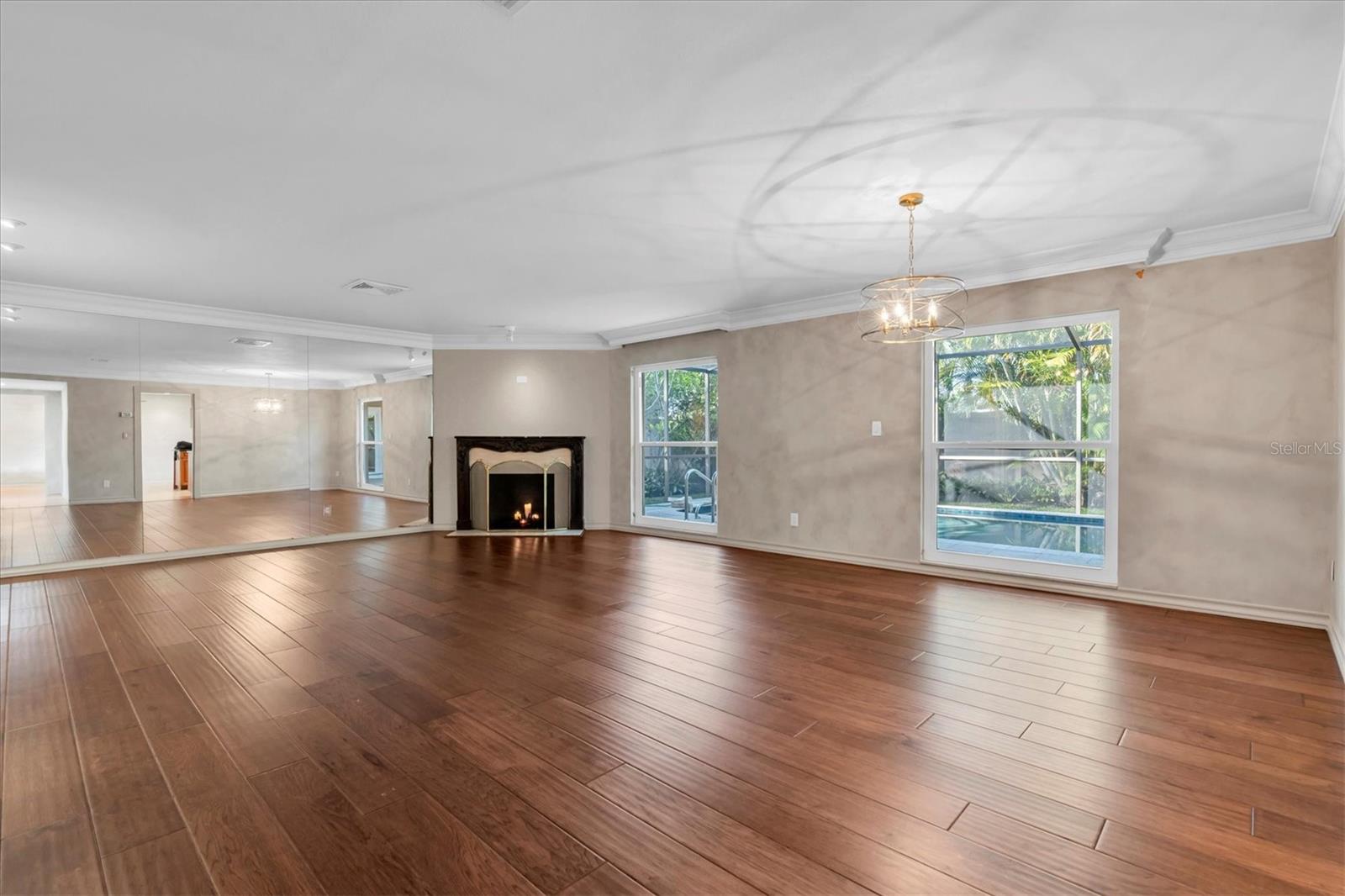 Image 27 of 52 For 1101 87th Avenue N