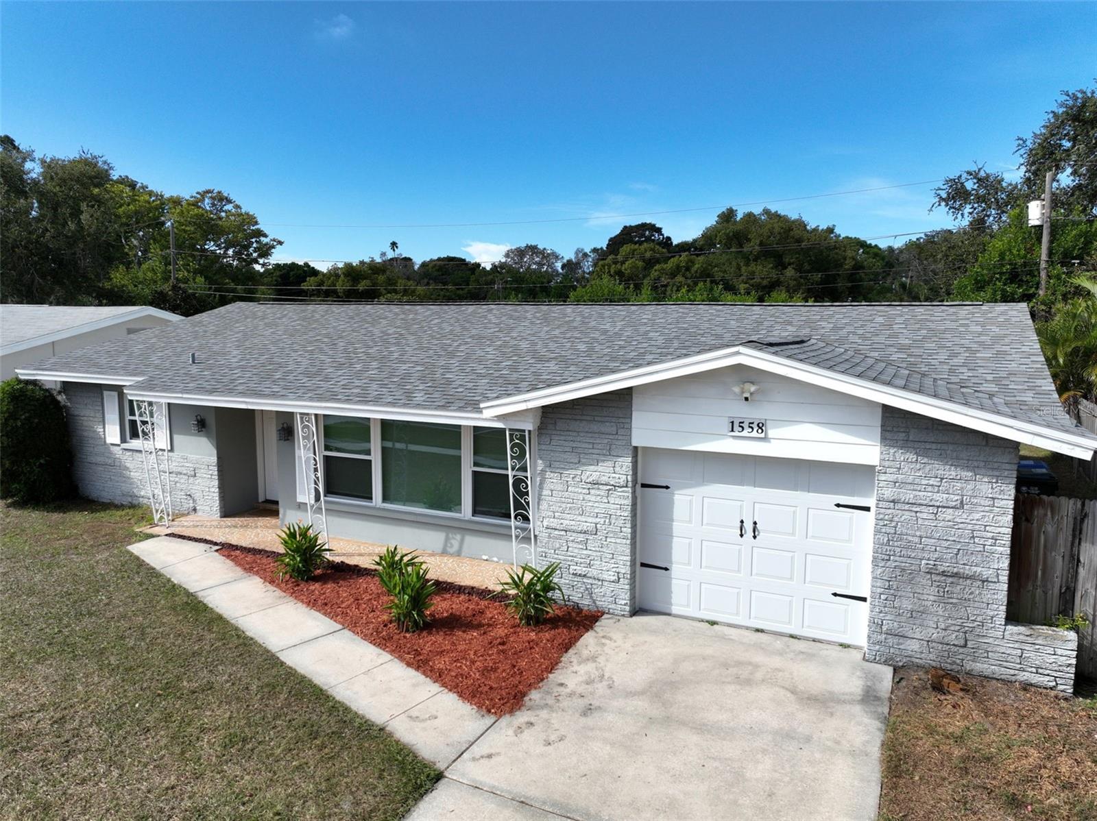 Details for 1558 Lake Avenue, CLEARWATER, FL 33756