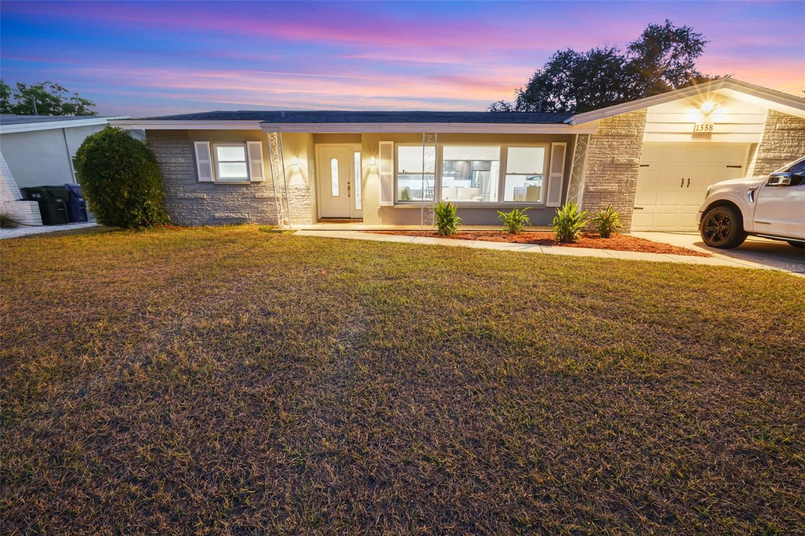 Image 2 of 28 For 1558 Lake Avenue