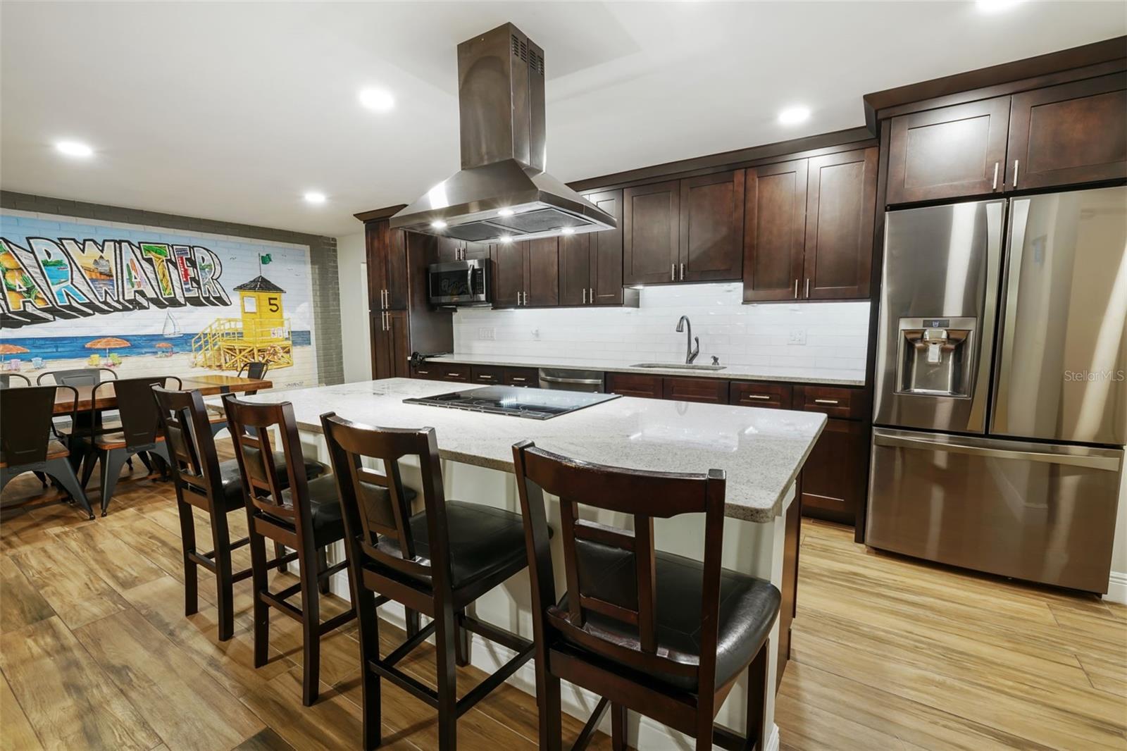 Image 6 of 28 For 1558 Lake Avenue