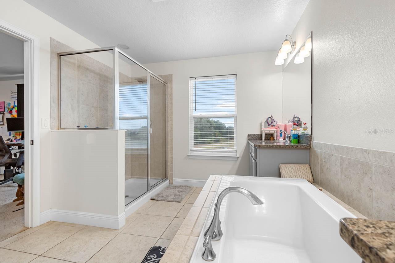 Image 21 of 39 For 10208 Newel Valley Loop