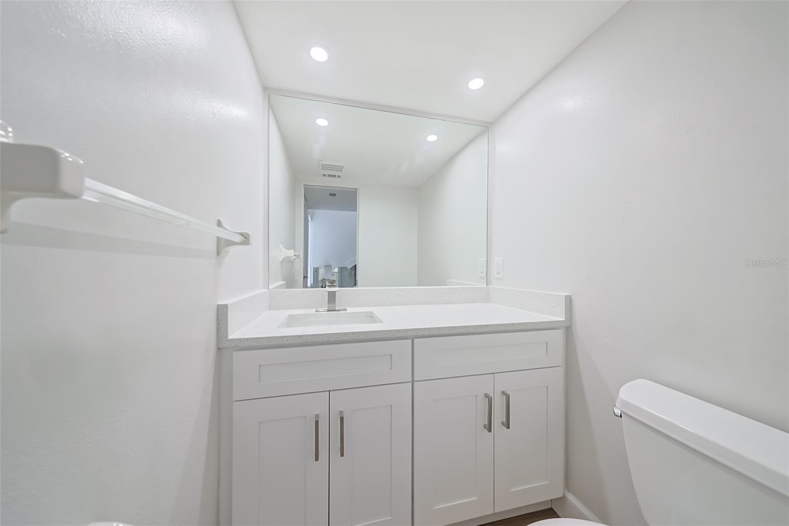 Image 11 of 37 For 1028 Apollo Beach Boulevard 2