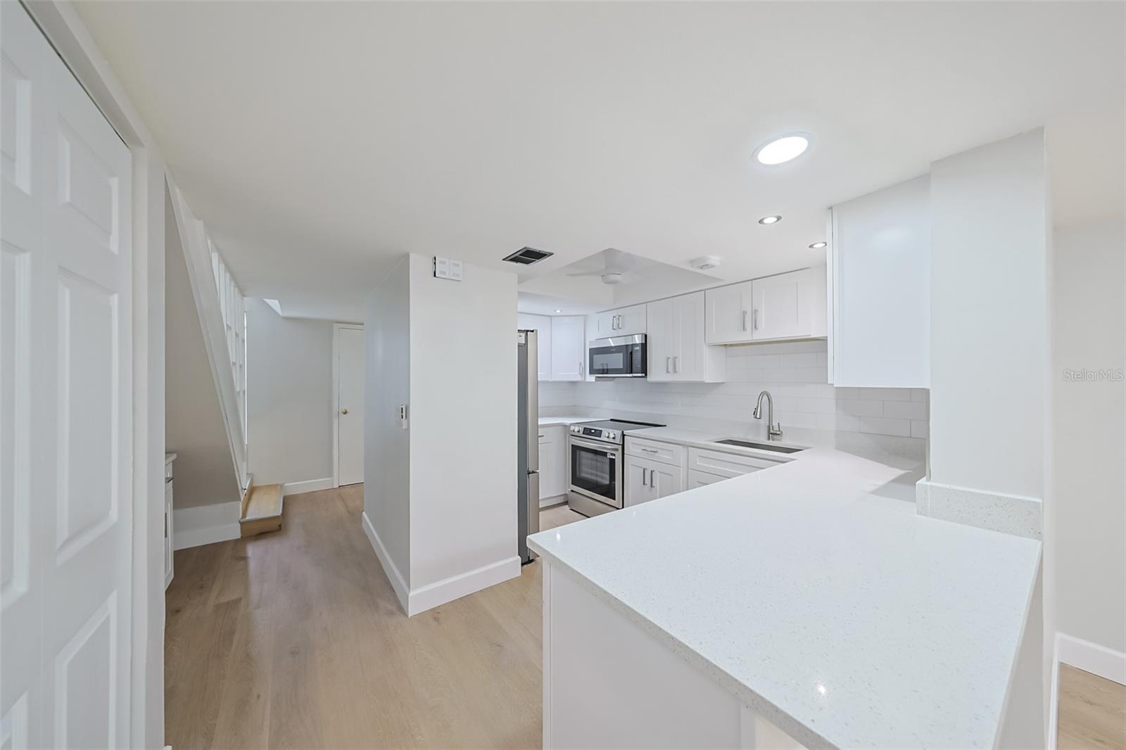 Image 16 of 37 For 1028 Apollo Beach Boulevard 2