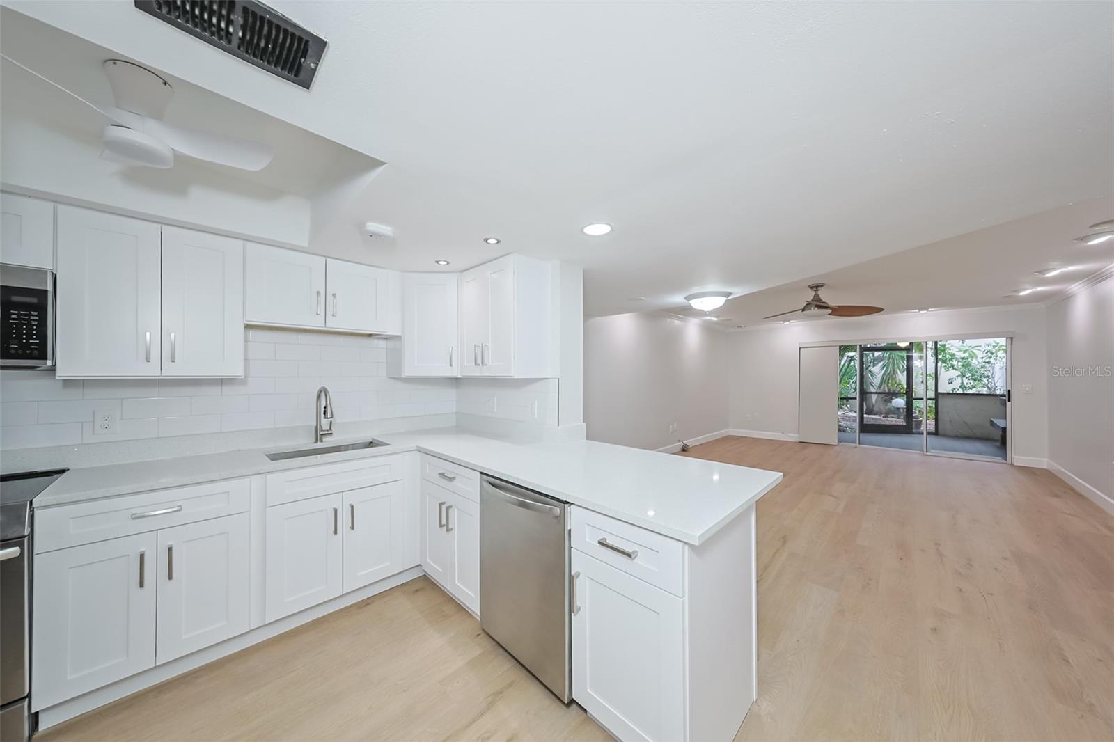 Image 19 of 37 For 1028 Apollo Beach Boulevard 2