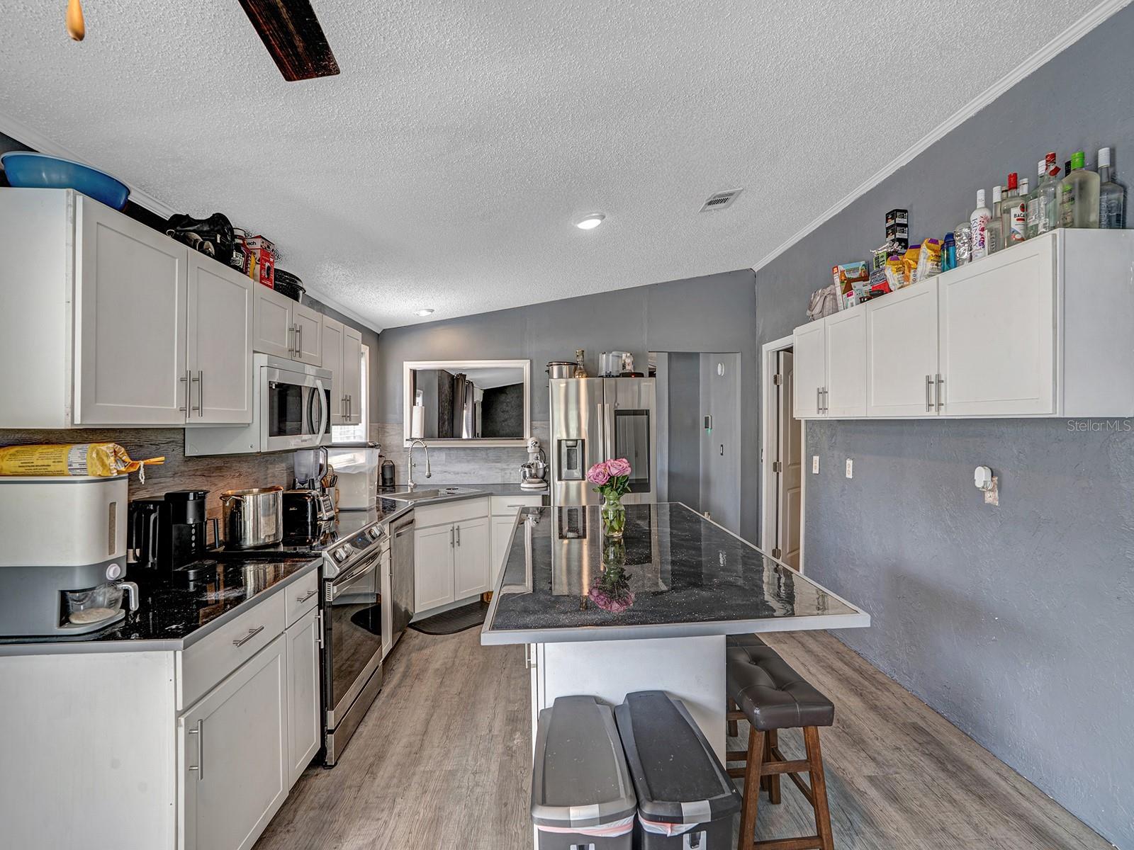 Image 13 of 42 For 12845 Casa Bianca Avenue