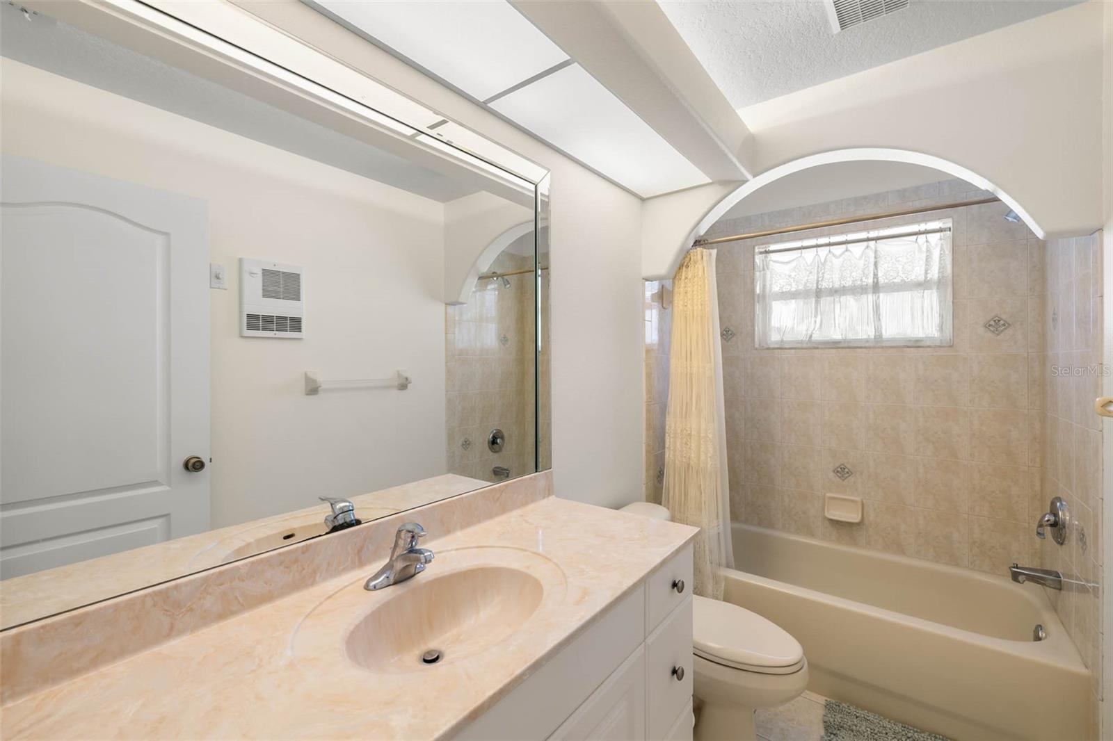 Image 16 of 55 For 4187 Diaz Court