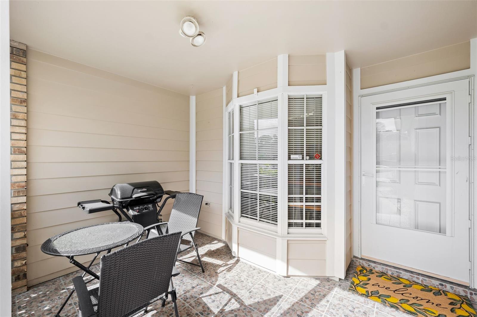 Image 2 of 17 For 4557 Glen Hollow