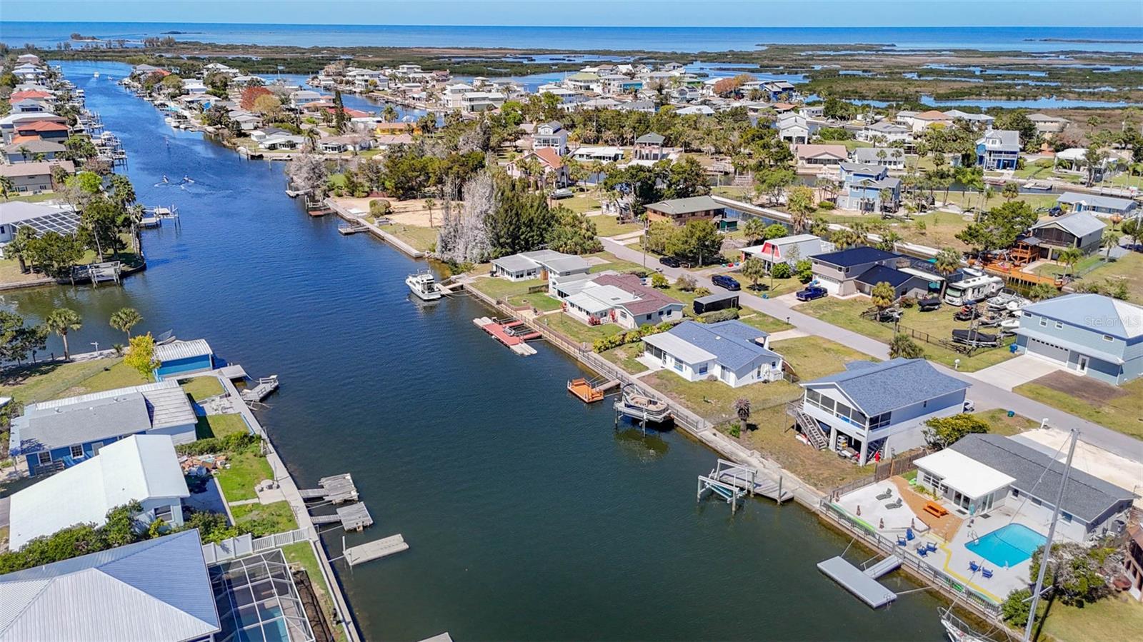 Listing photo id 57 for 4984 Cedarbrook Lane