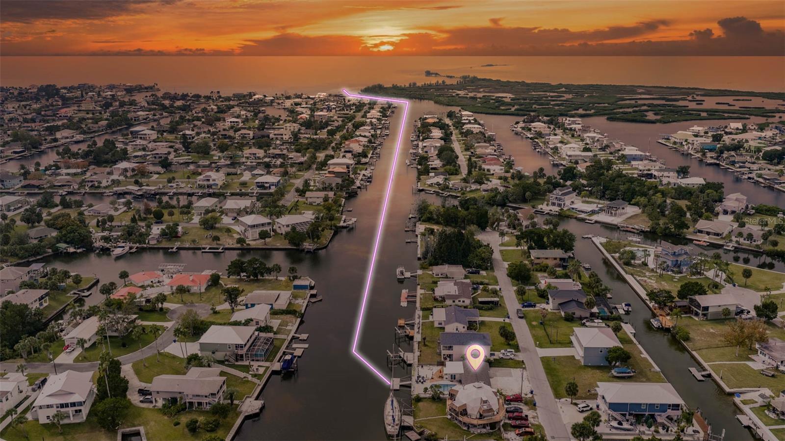 Listing photo id 6 for 4984 Cedarbrook Lane