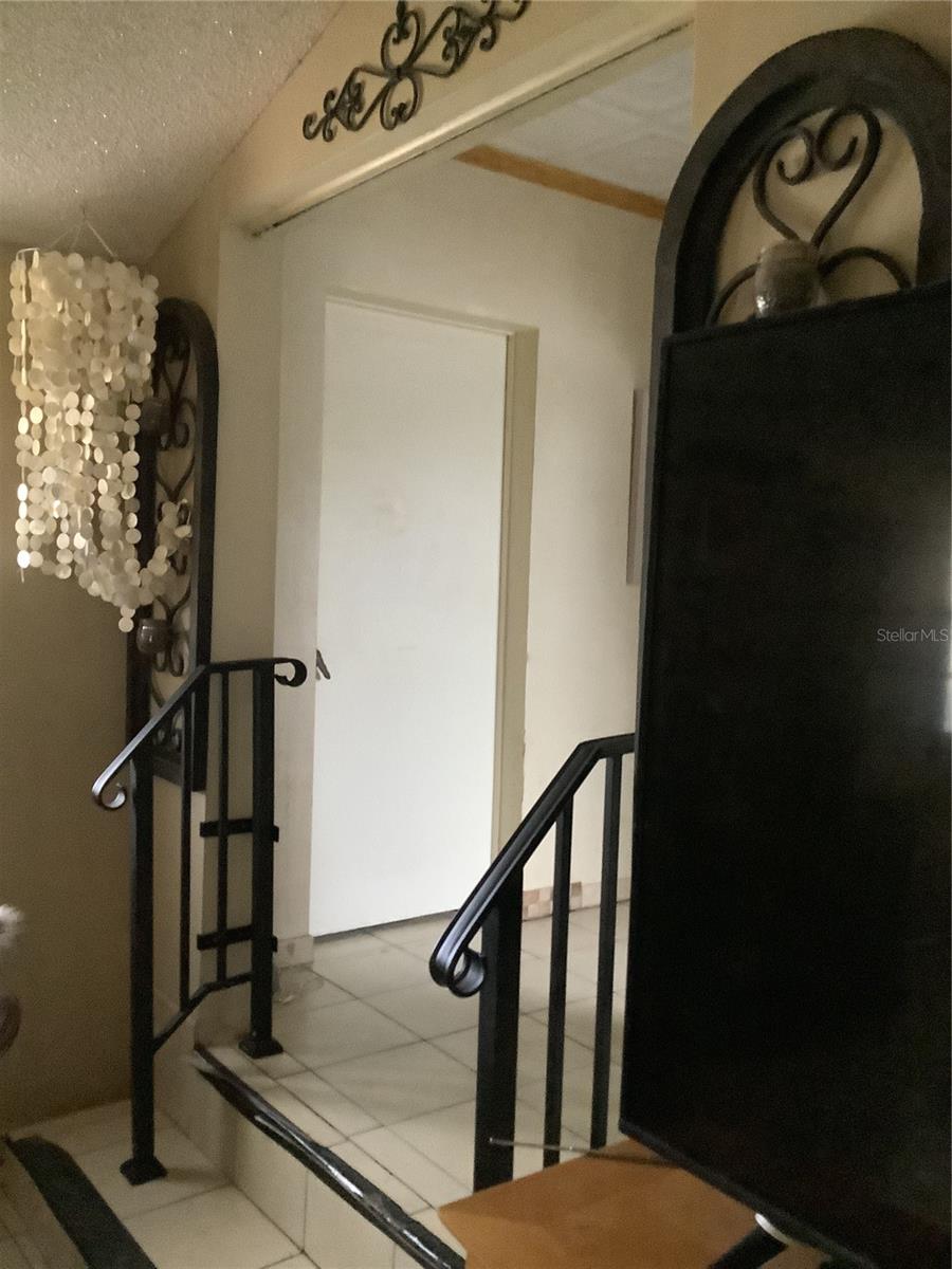 Image 12 of 33 For 1906 17th Court