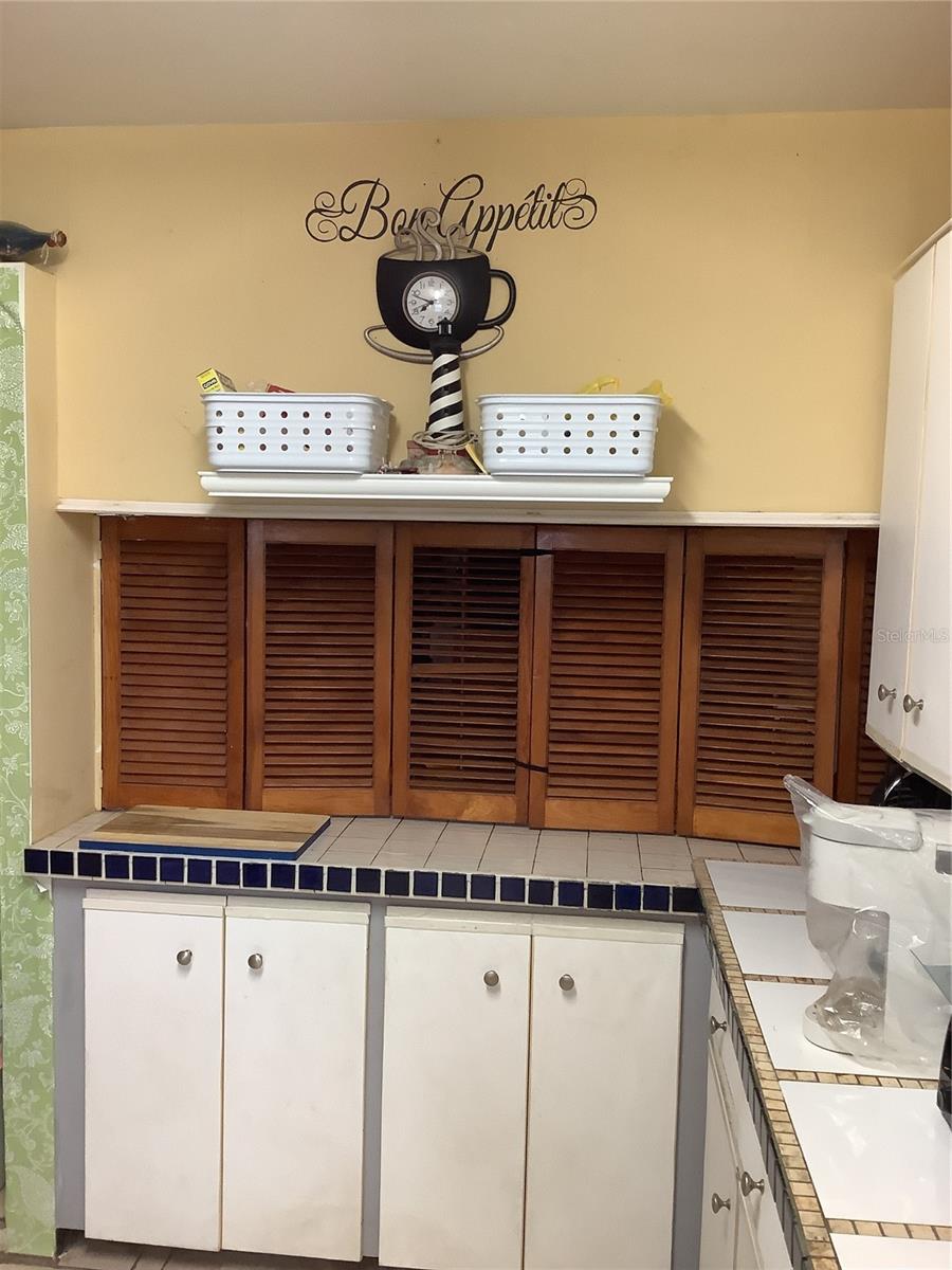 Image 16 of 33 For 1906 17th Court