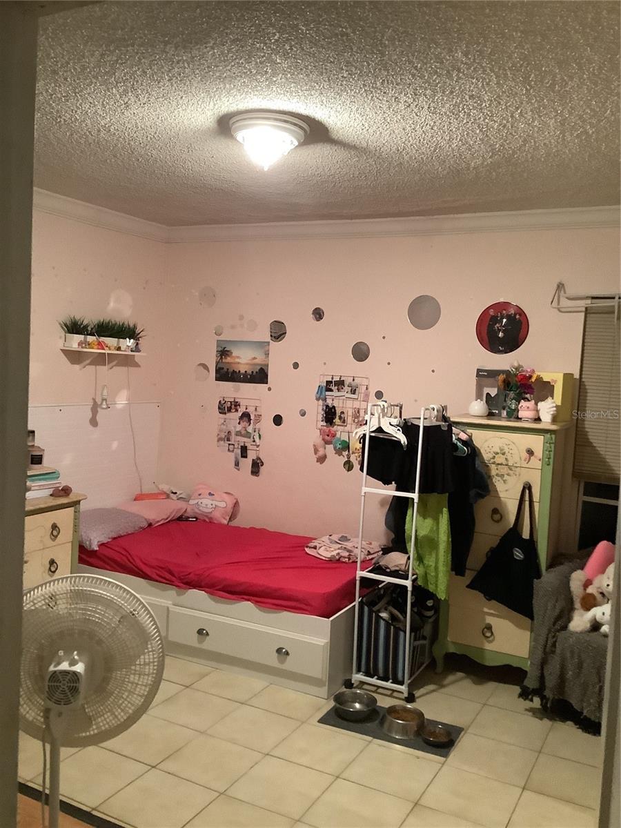 Image 17 of 33 For 1906 17th Court