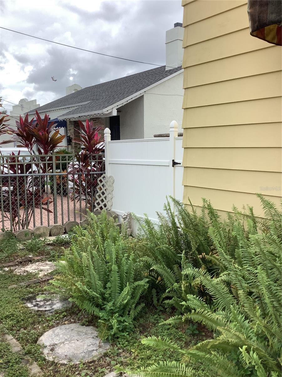 Image 6 of 33 For 1906 17th Court