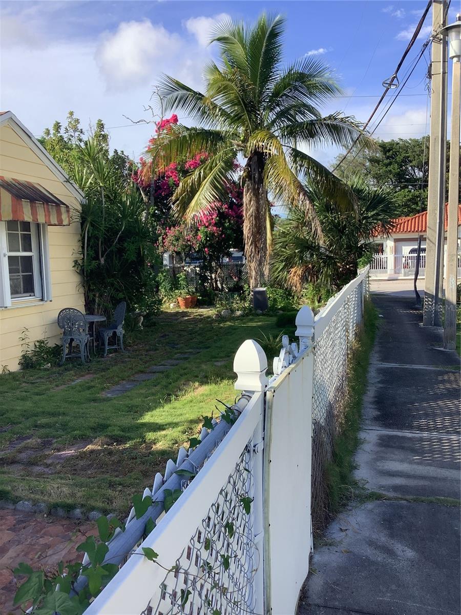 Image 8 of 33 For 1906 17th Court