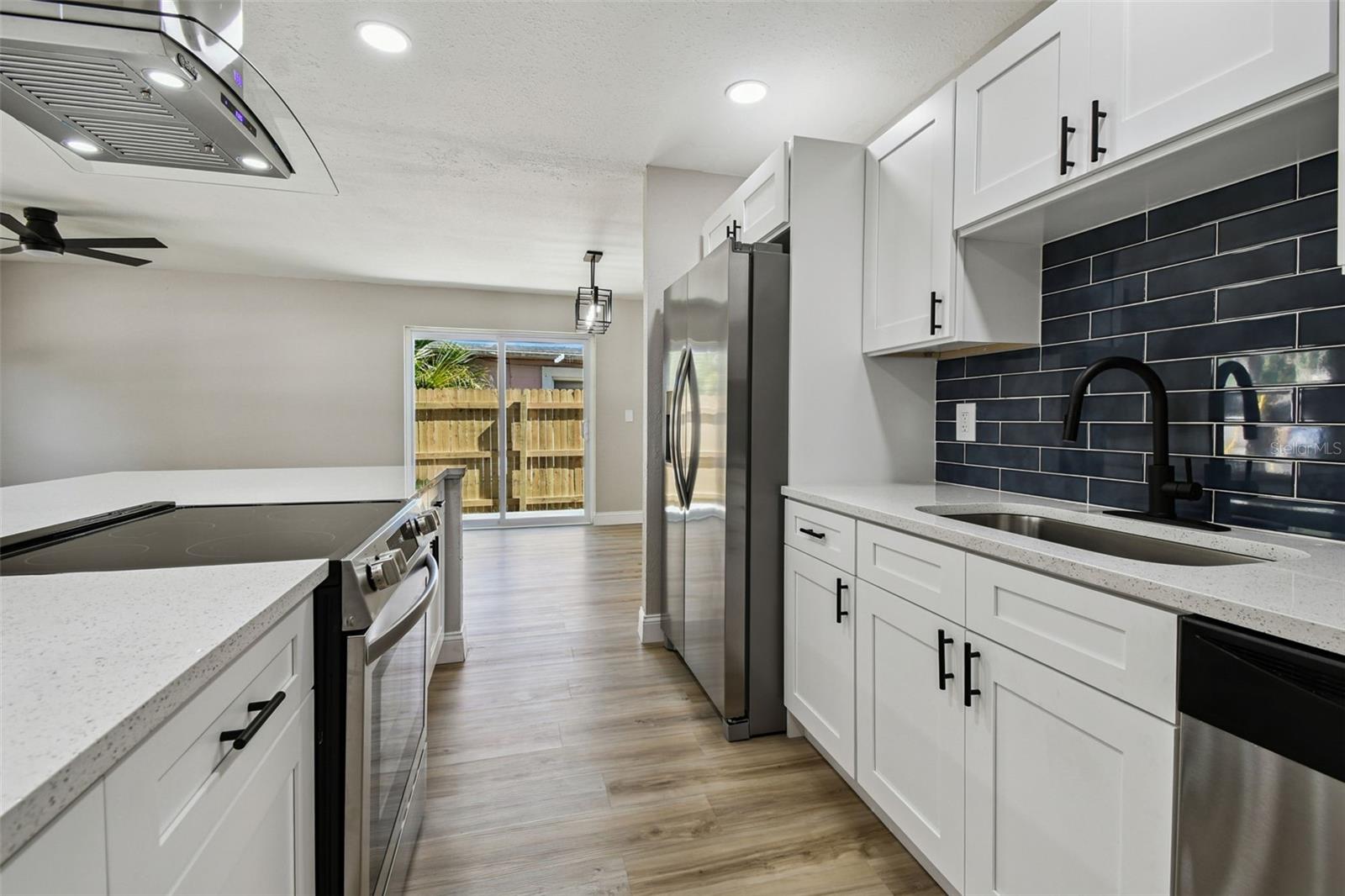 Image 18 of 60 For 1718 Green Ridge Road