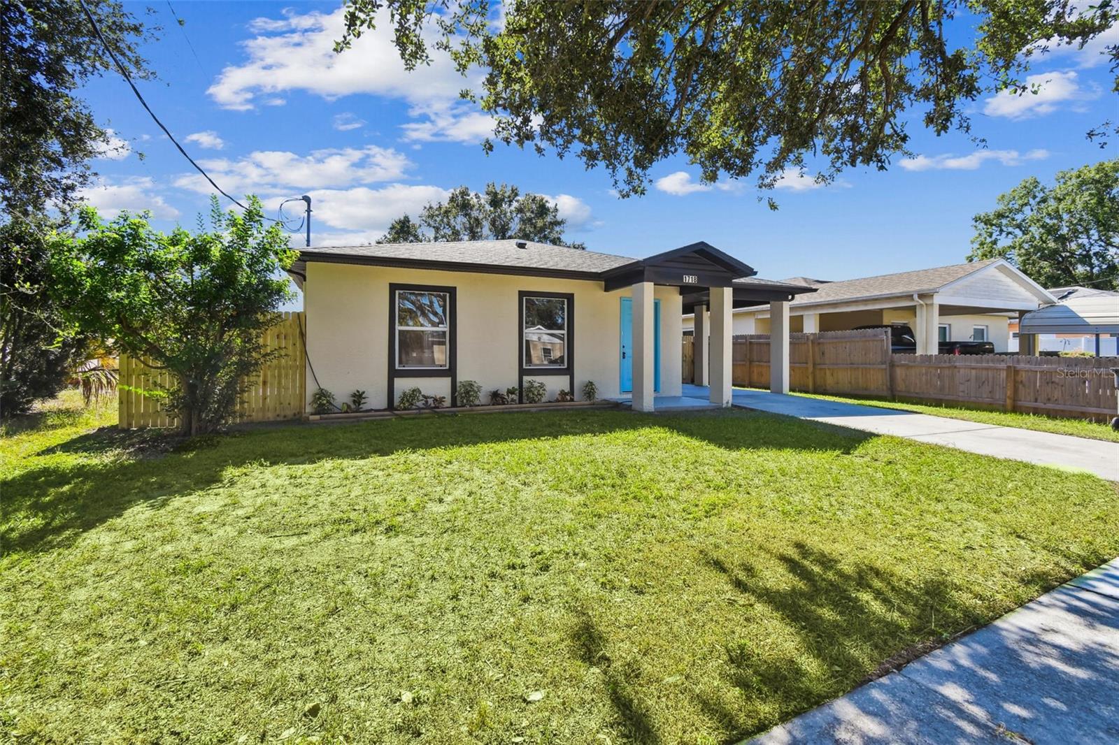 Image 2 of 60 For 1718 Green Ridge Road