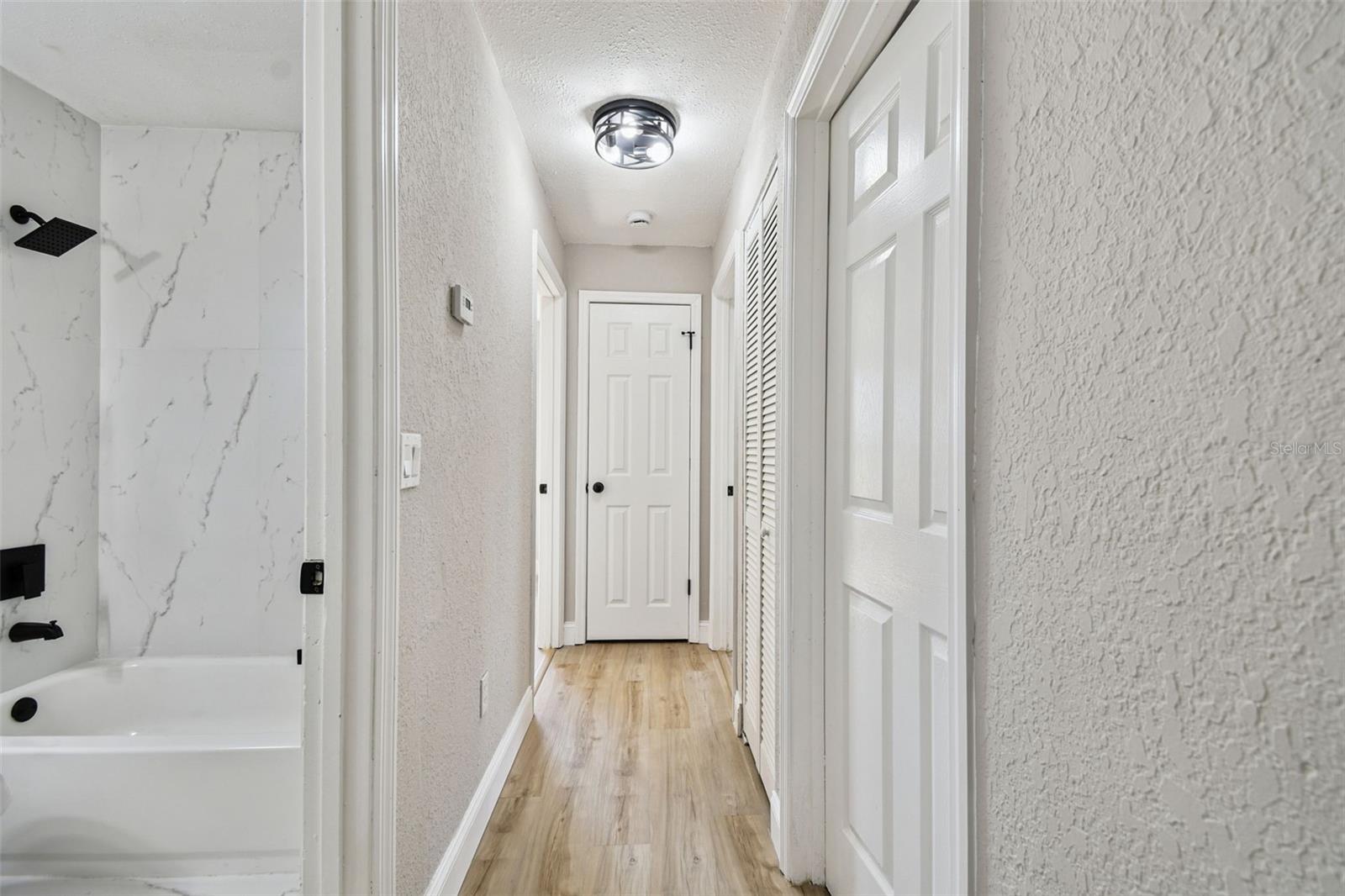 Image 33 of 60 For 1718 Green Ridge Road