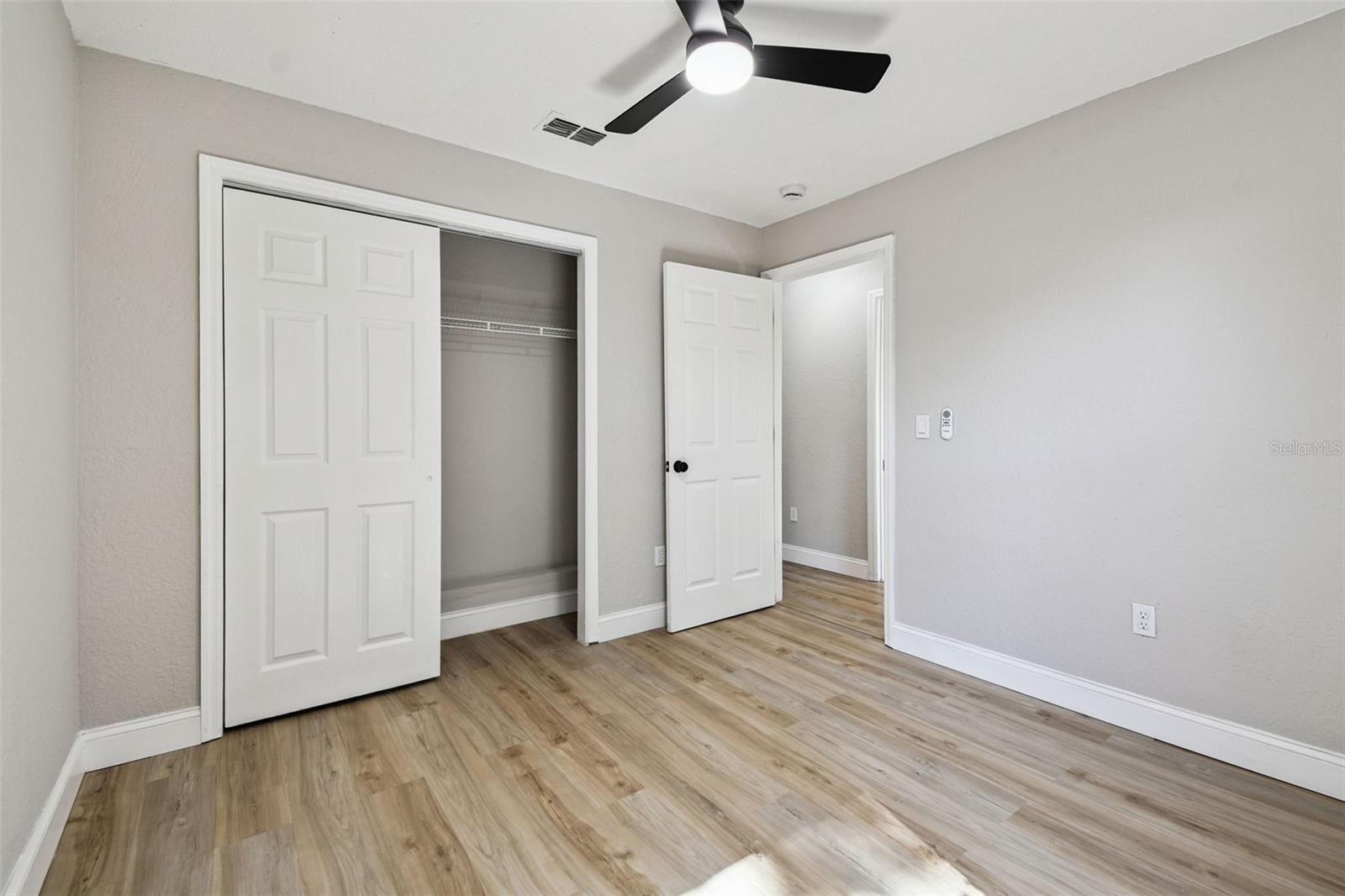 Image 37 of 60 For 1718 Green Ridge Road