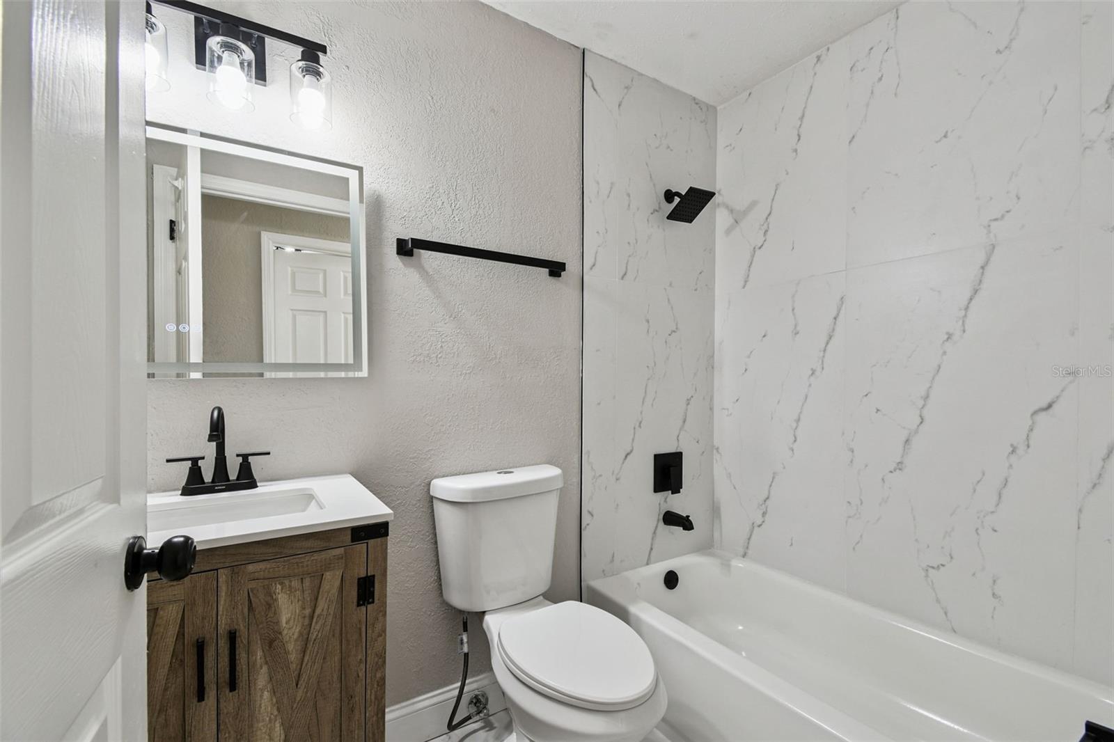 Image 39 of 60 For 1718 Green Ridge Road