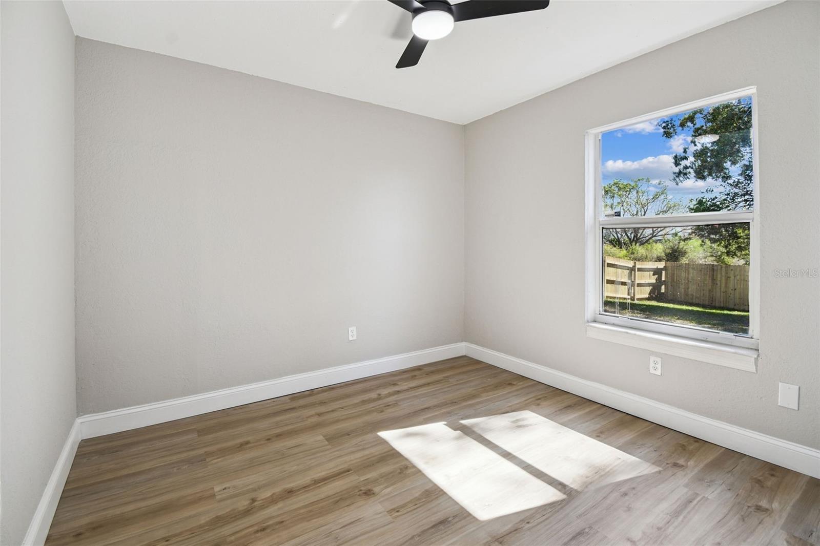 Image 41 of 60 For 1718 Green Ridge Road