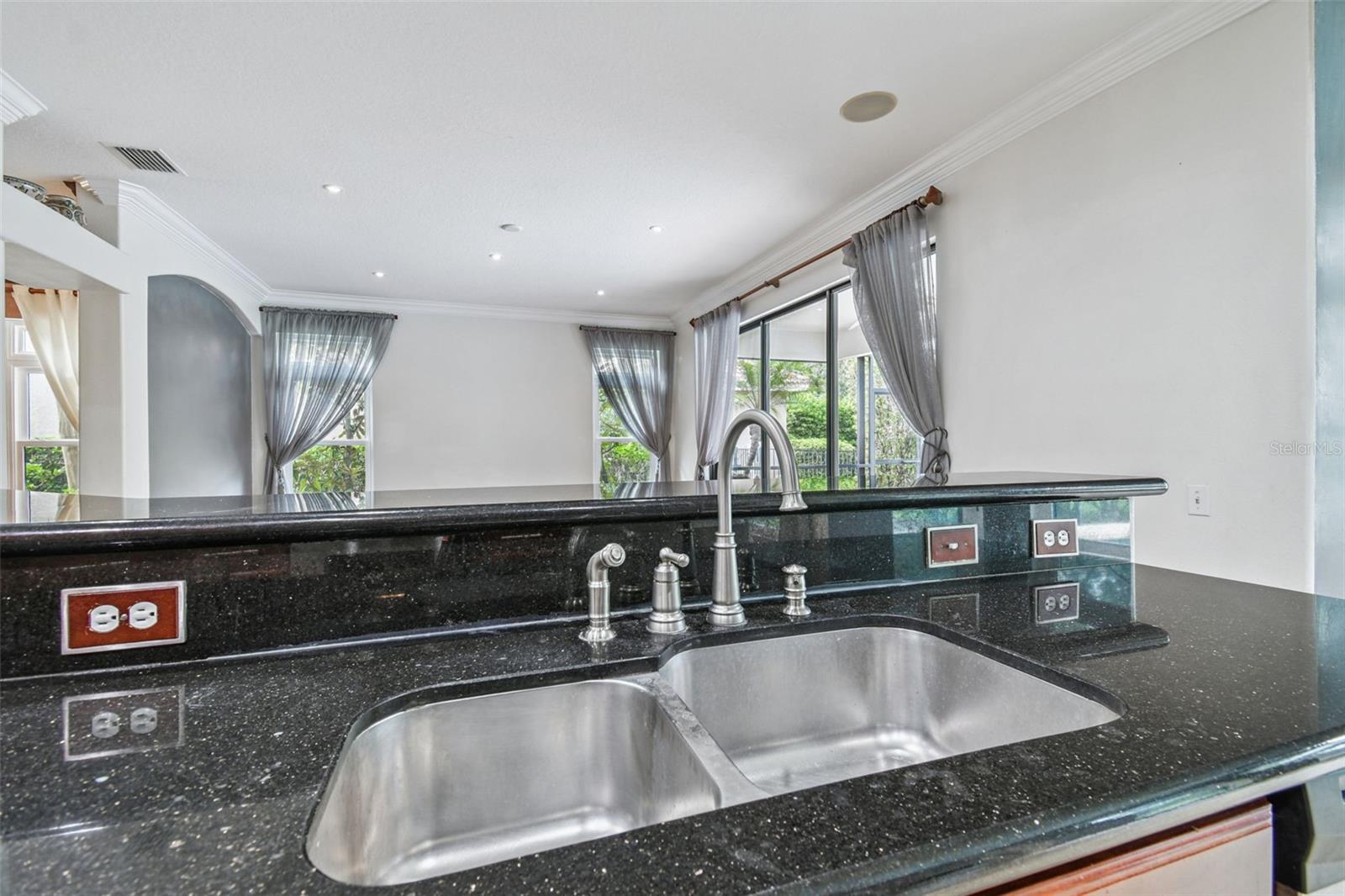 Image 17 of 76 For 12803 Darby Ridge Drive