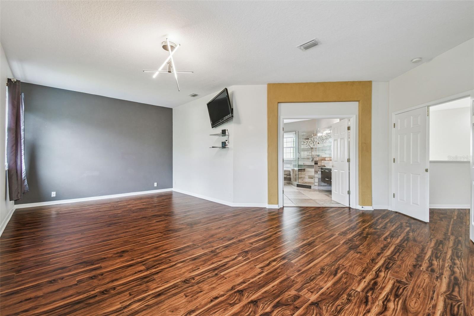 Image 34 of 76 For 12803 Darby Ridge Drive