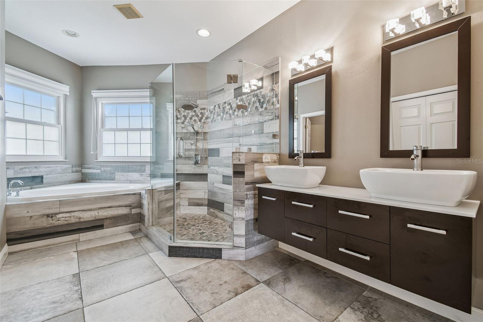 Image 36 of 76 For 12803 Darby Ridge Drive