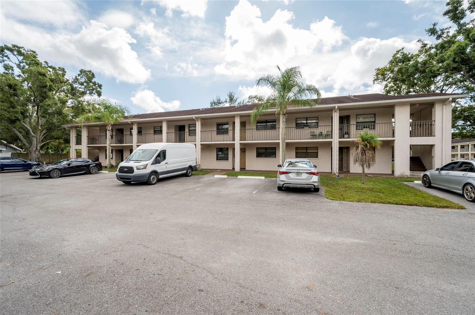 Details for 2275 62nd Avenue N 5202, ST PETERSBURG, FL 33702