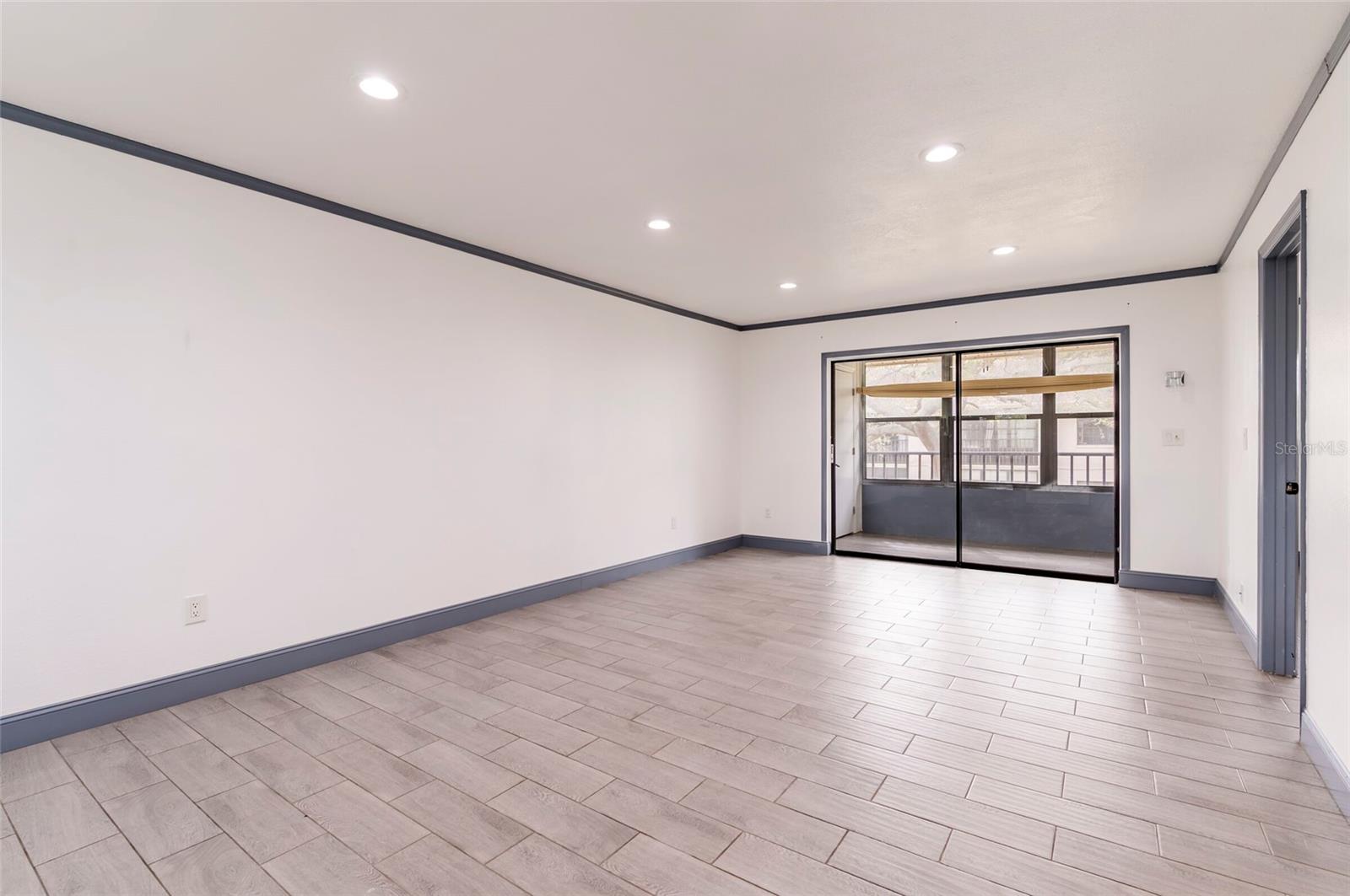 Image 11 of 27 For 2275 62nd Avenue N 5202